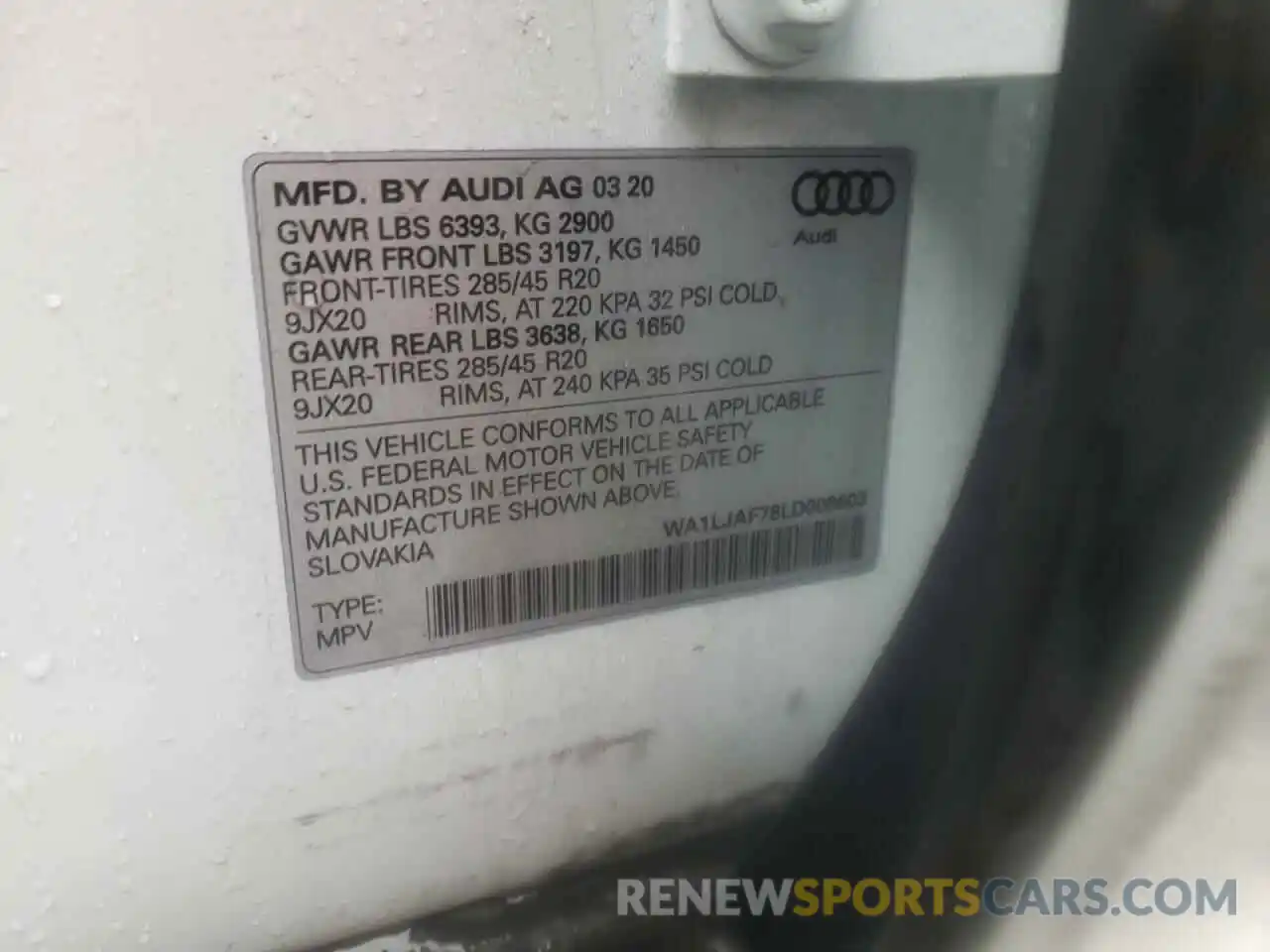 10 Photograph of a damaged car WA1LJAF78LD008603 AUDI Q7 2020