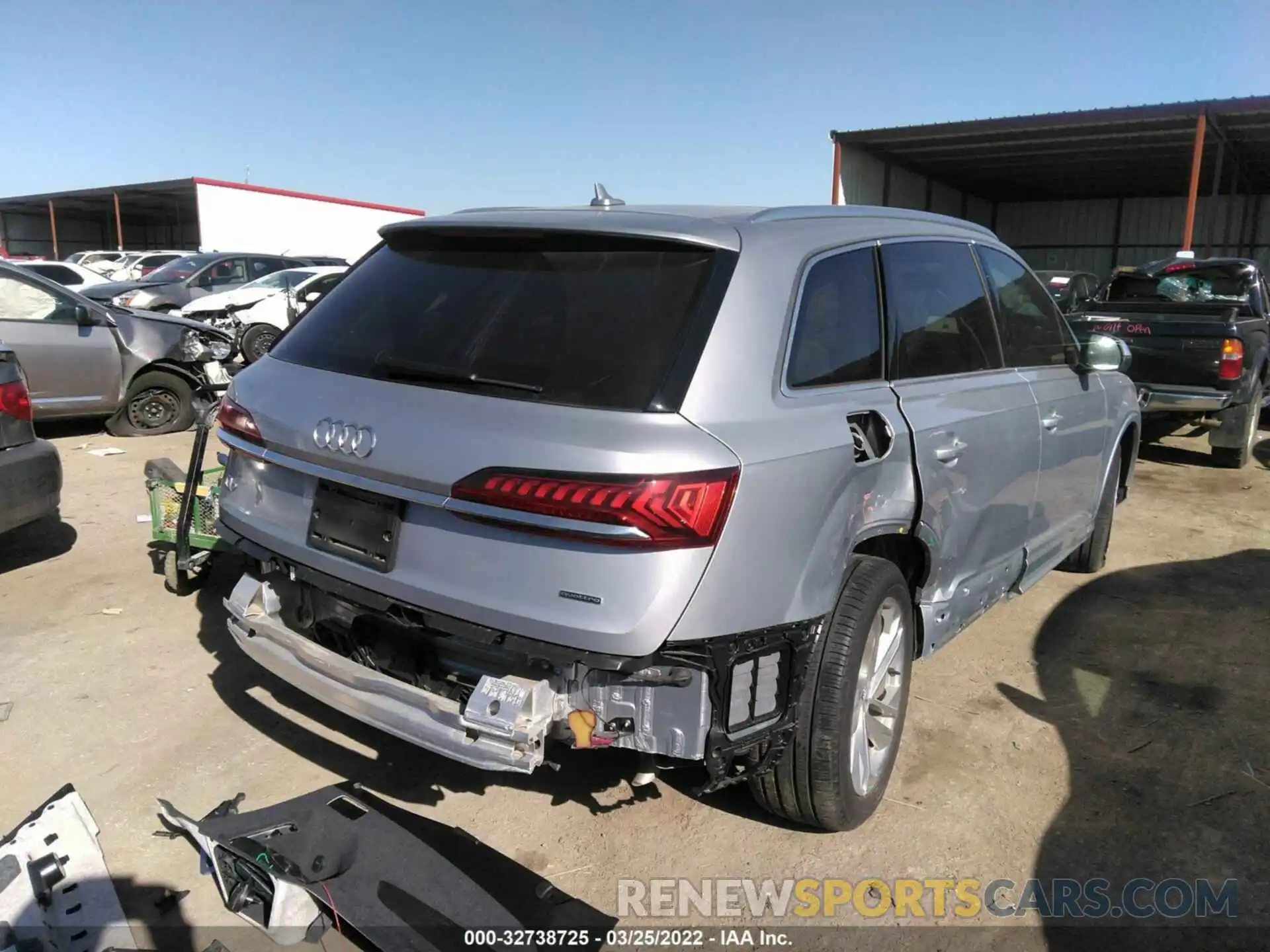 6 Photograph of a damaged car WA1LJAF78LD009878 AUDI Q7 2020