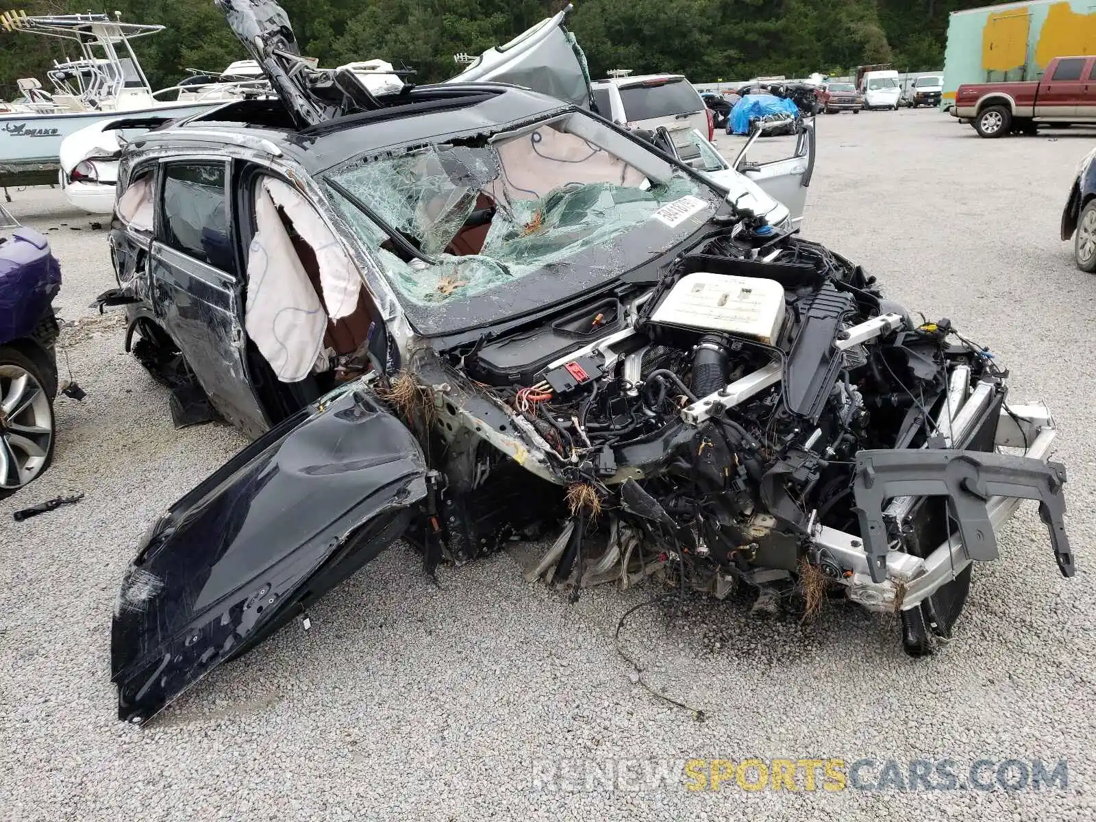 1 Photograph of a damaged car WA1LJAF79LD010554 AUDI Q7 2020