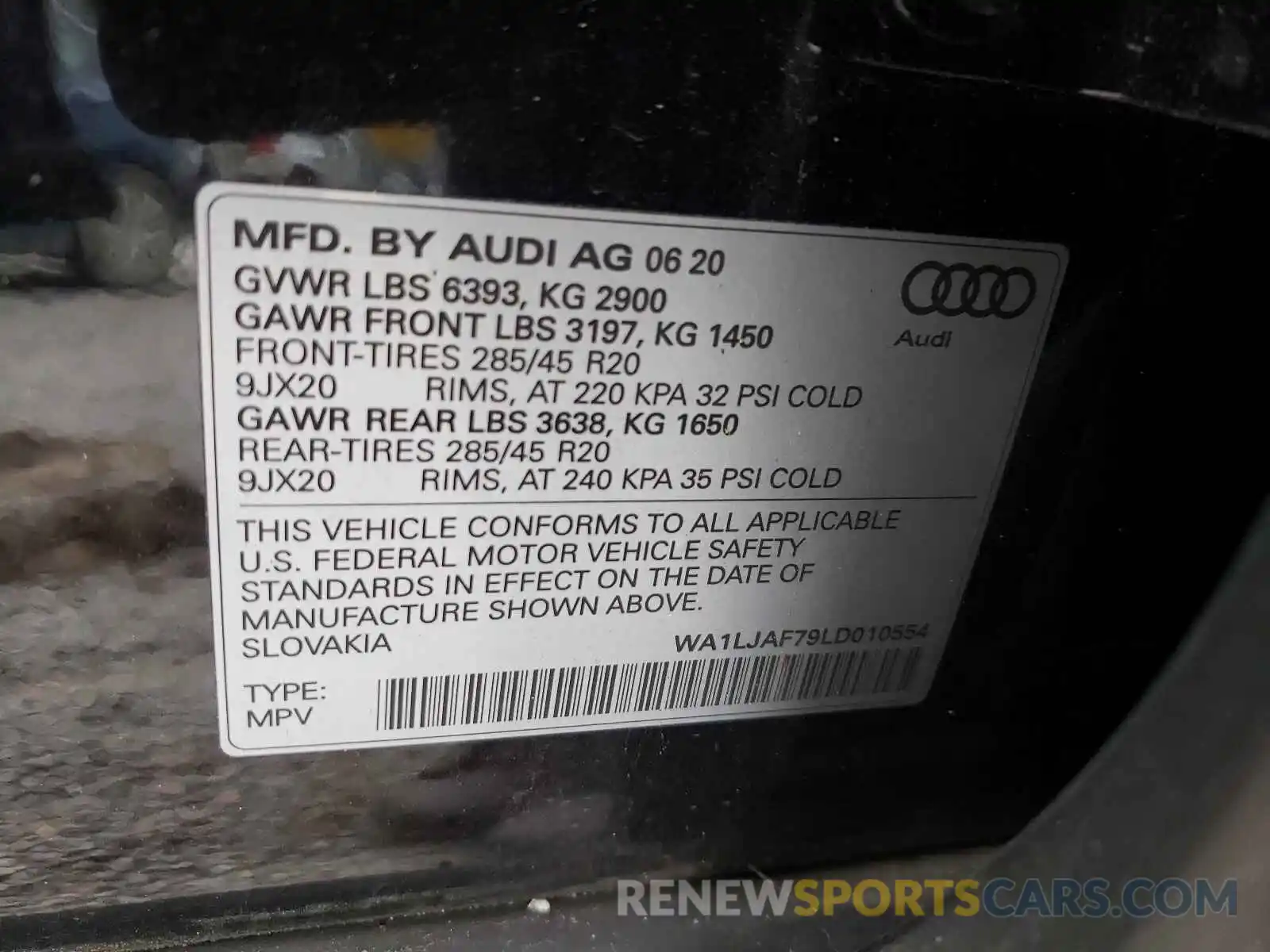 10 Photograph of a damaged car WA1LJAF79LD010554 AUDI Q7 2020