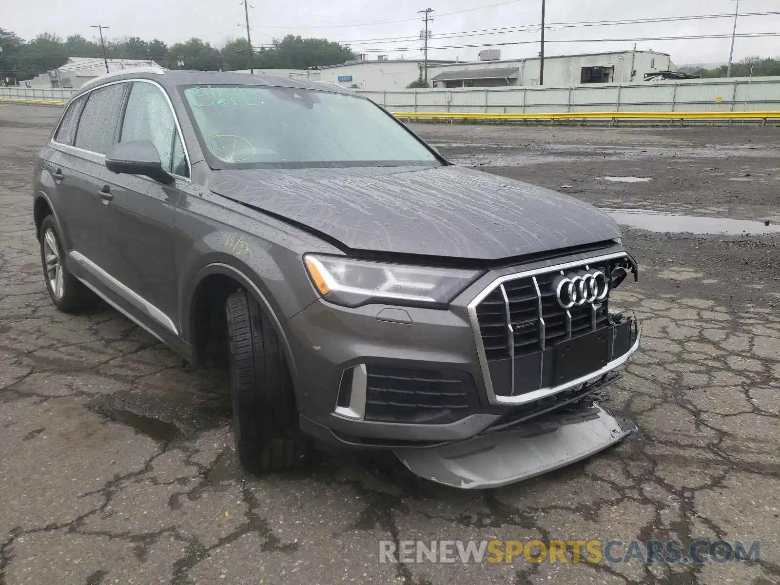 1 Photograph of a damaged car WA1LJAF79LD011445 AUDI Q7 2020