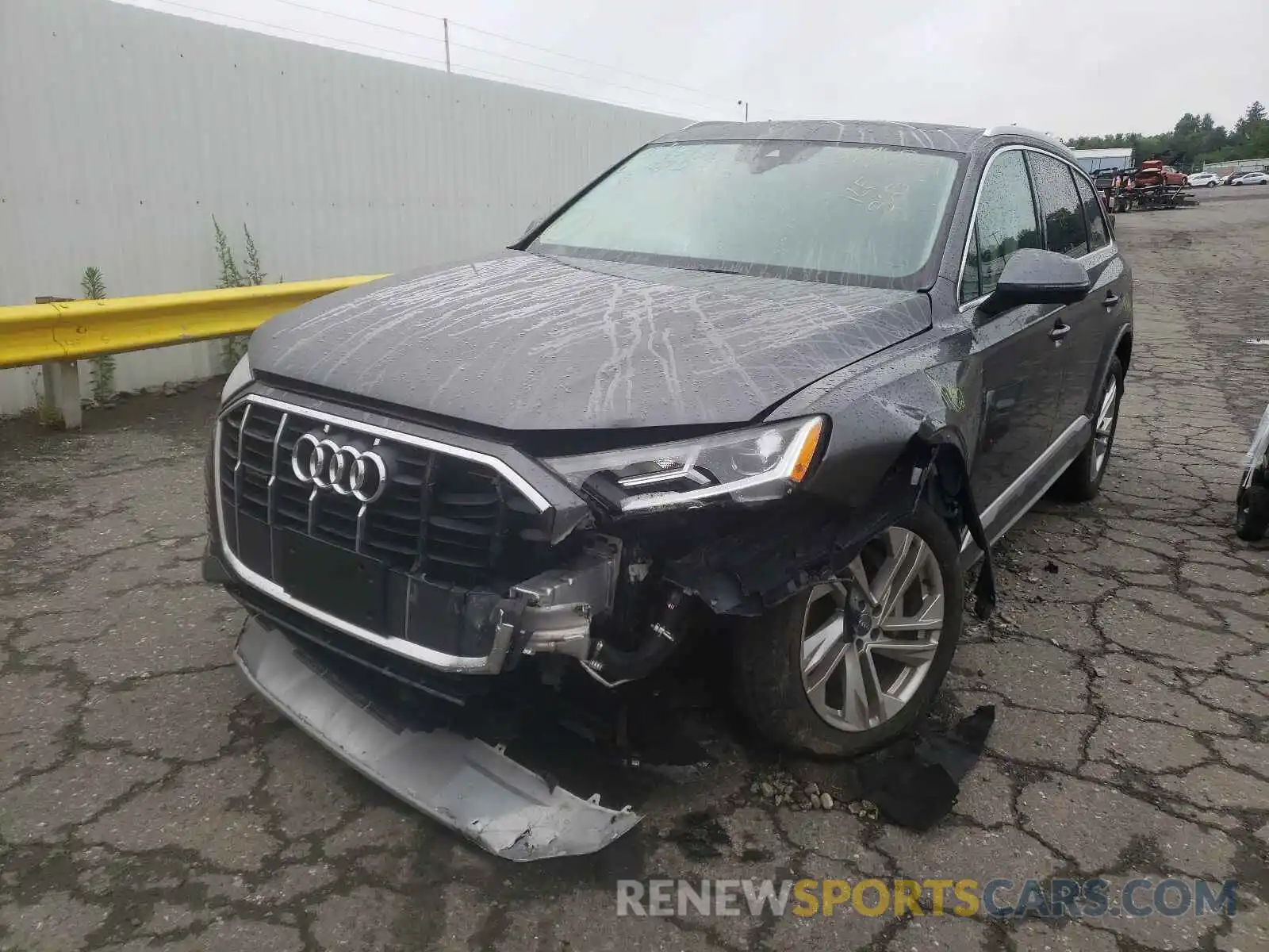 2 Photograph of a damaged car WA1LJAF79LD011445 AUDI Q7 2020