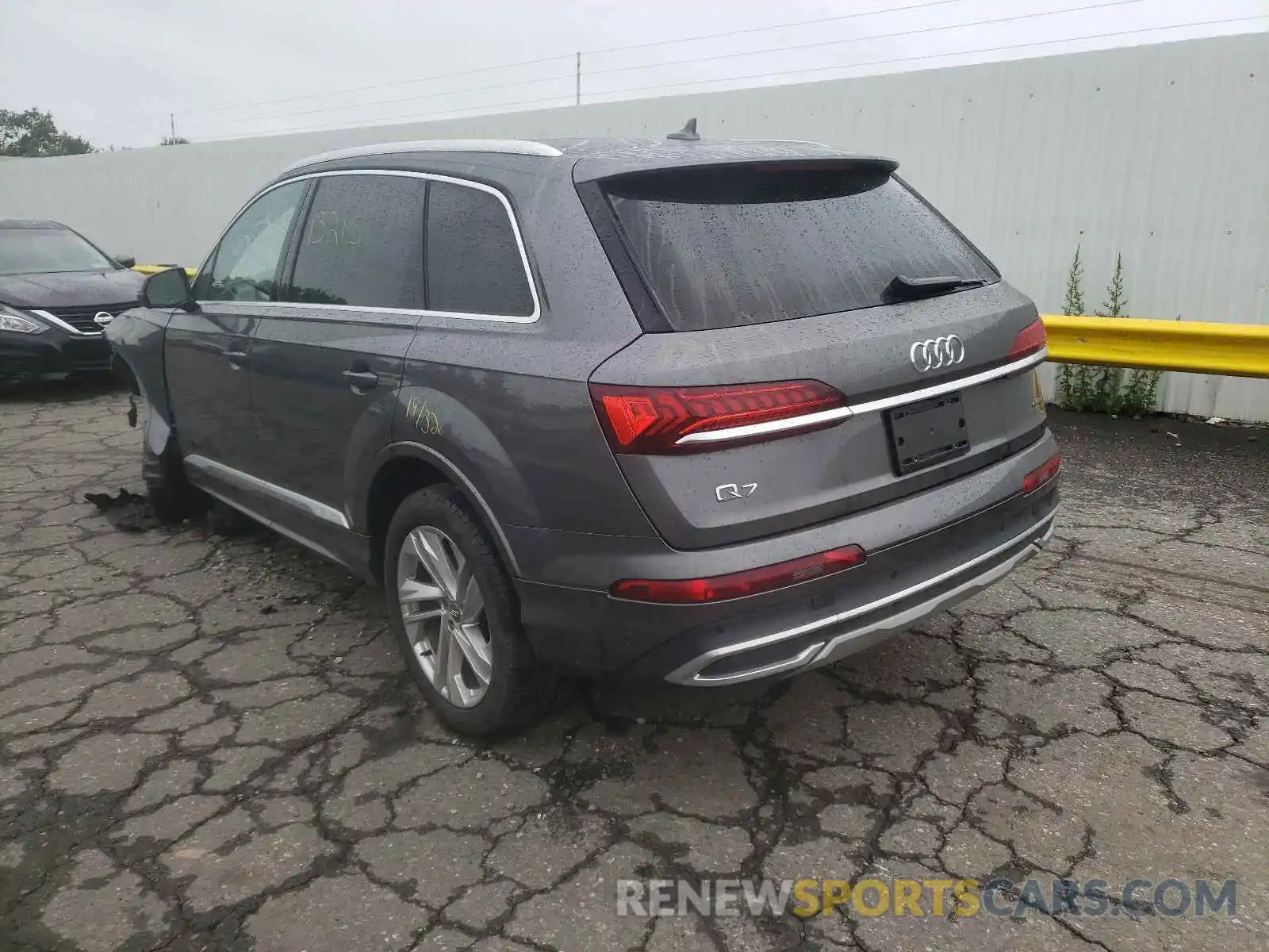 3 Photograph of a damaged car WA1LJAF79LD011445 AUDI Q7 2020