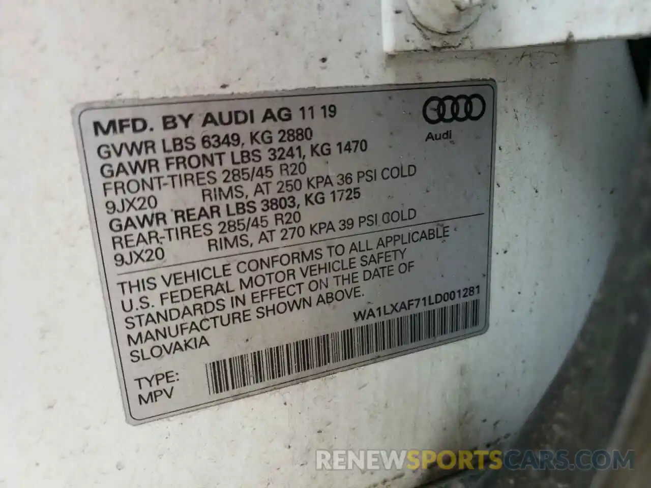 10 Photograph of a damaged car WA1LXAF71LD001281 AUDI Q7 2020