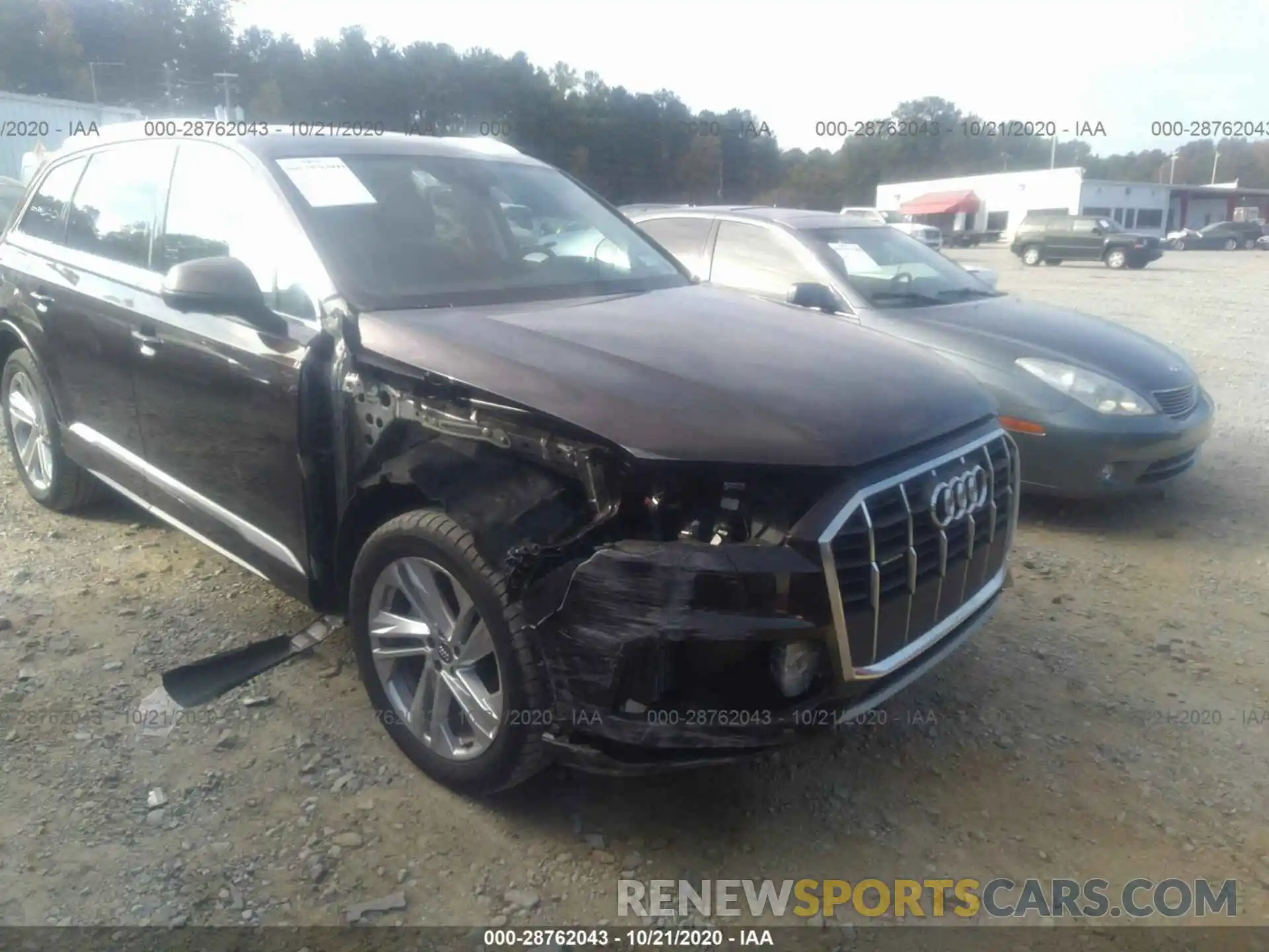 1 Photograph of a damaged car WA1LXAF71LD002995 AUDI Q7 2020