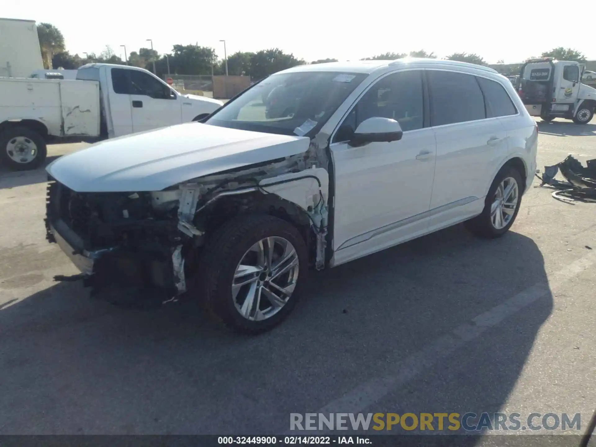 2 Photograph of a damaged car WA1LXAF72LD002567 AUDI Q7 2020