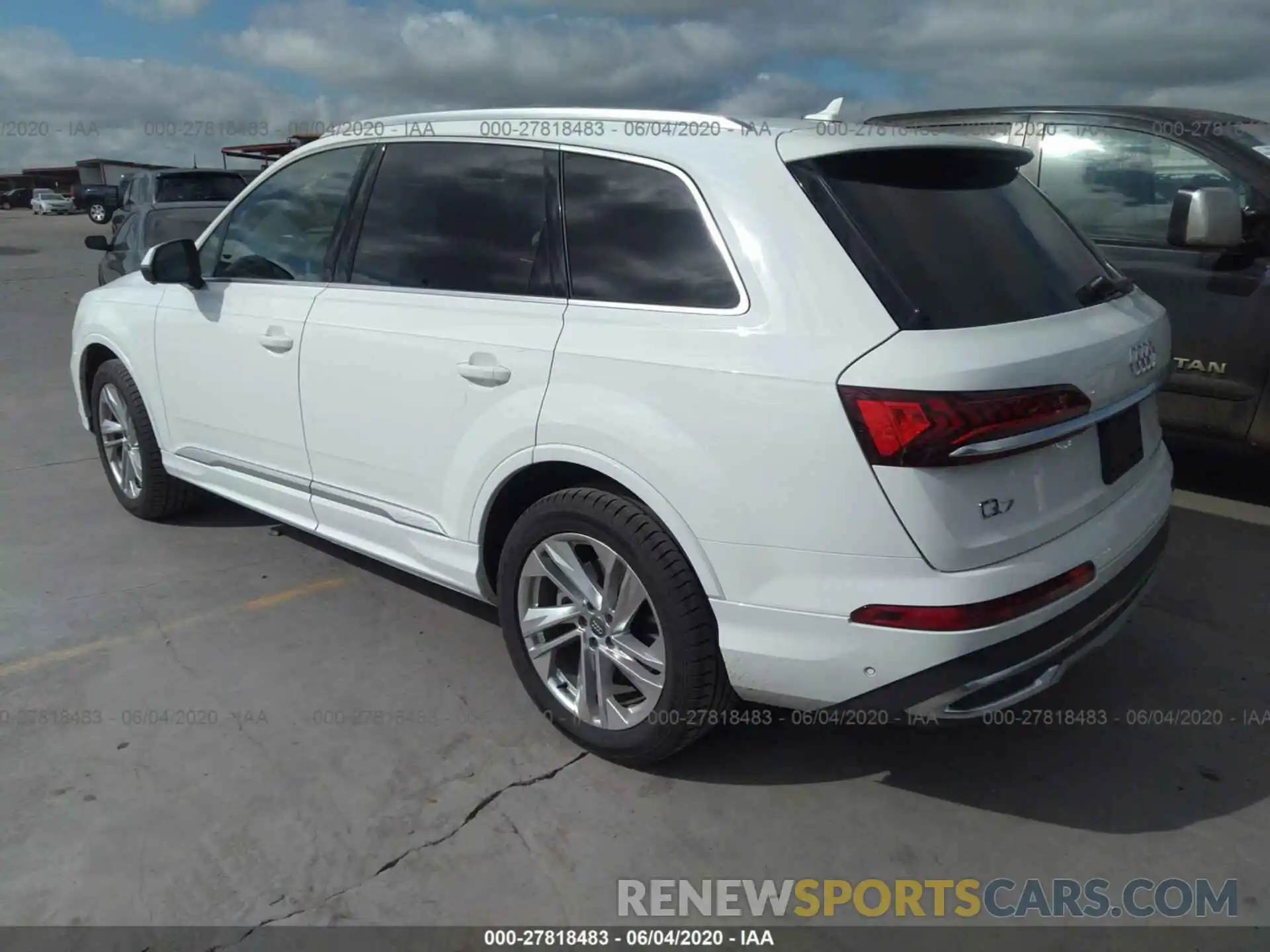 3 Фотография поврежденного автомобиля WA1LXAF72LD002620 AUDI Q7 2020