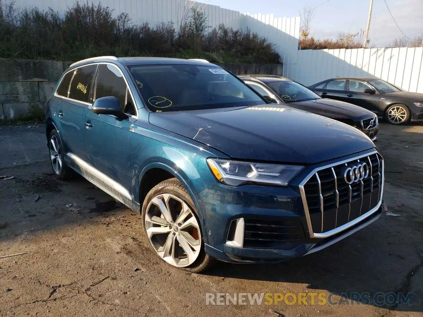 1 Фотография поврежденного автомобиля WA1LXAF72LD009311 AUDI Q7 2020