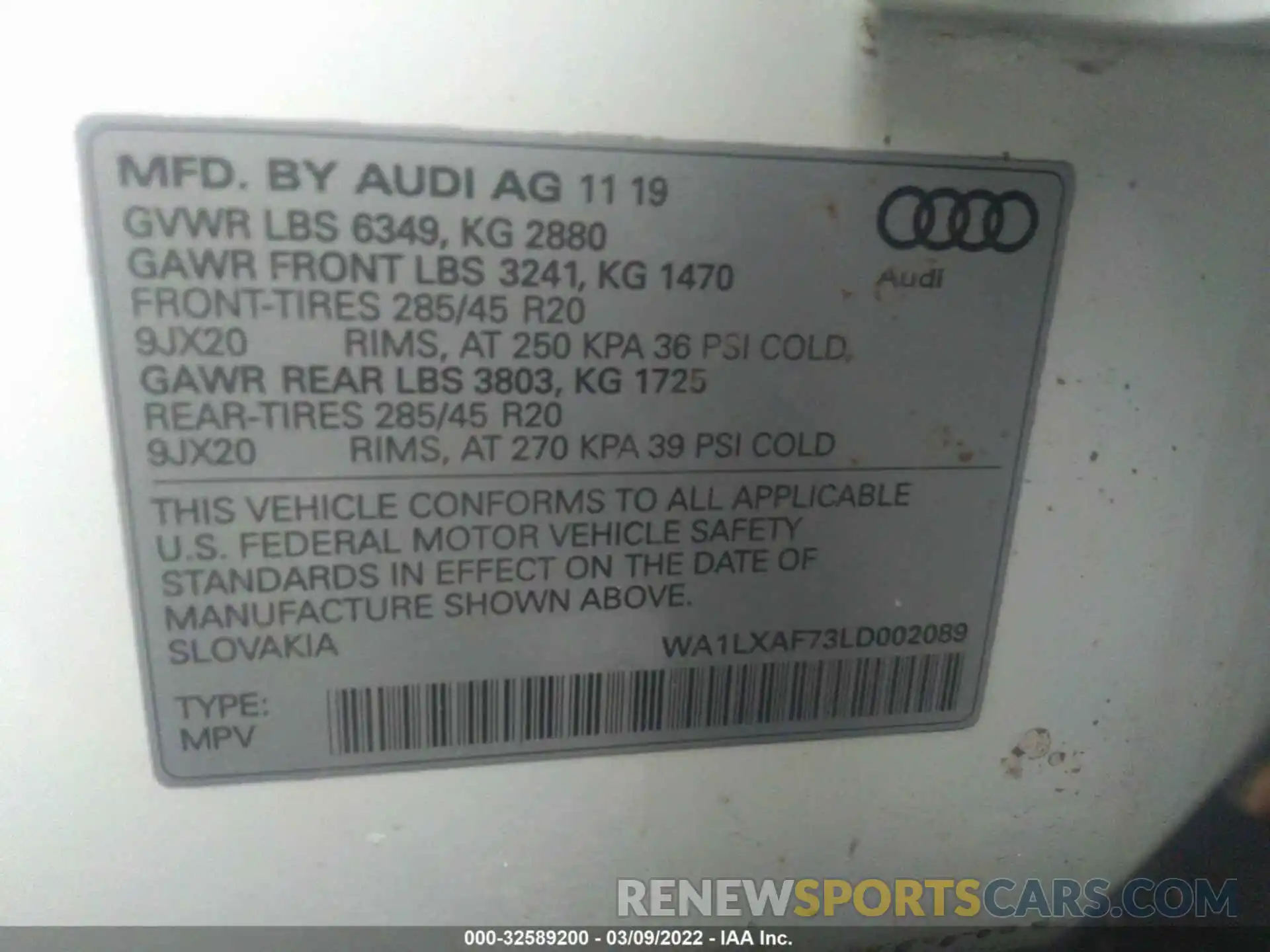 9 Photograph of a damaged car WA1LXAF73LD002089 AUDI Q7 2020