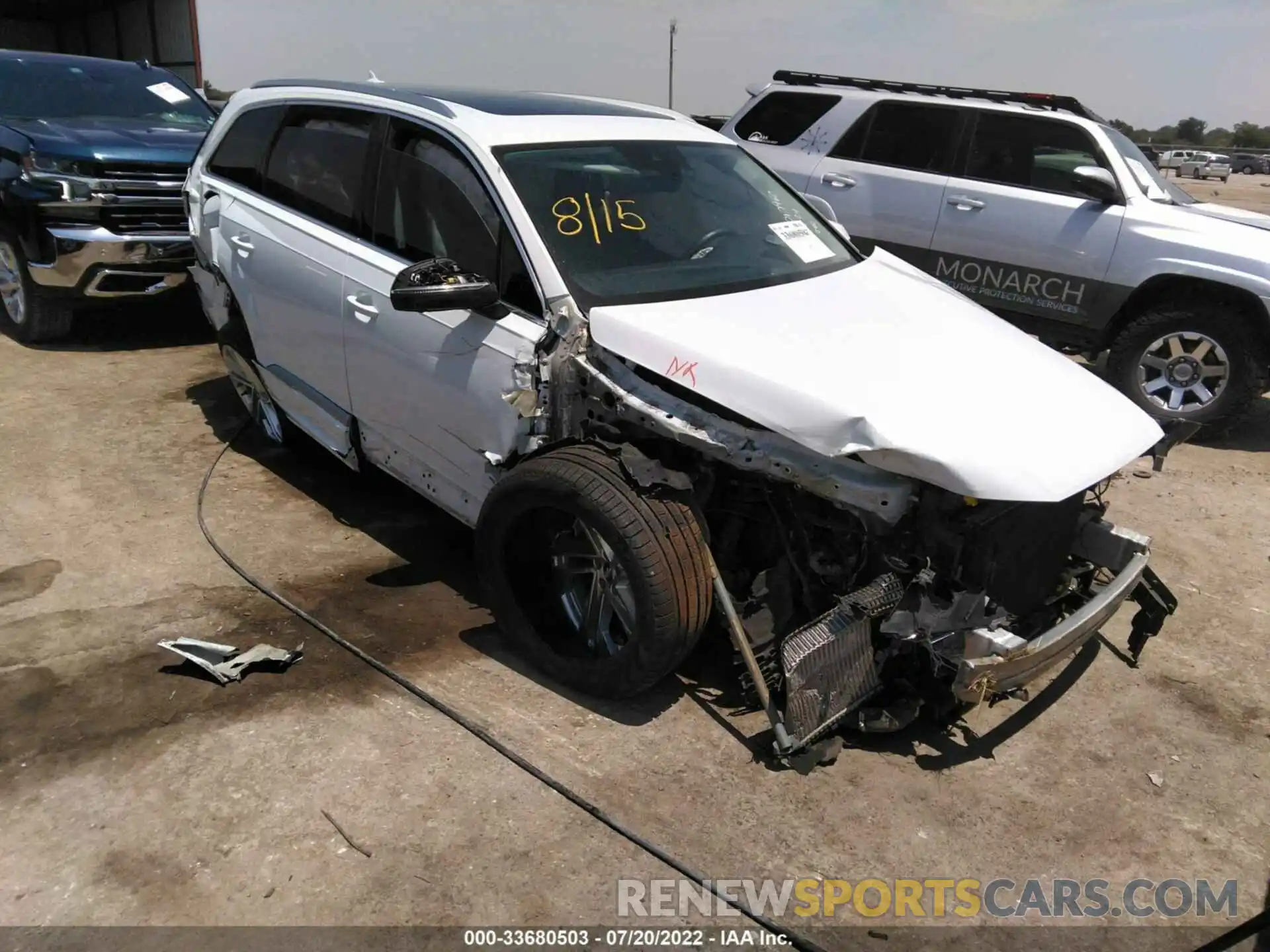 1 Photograph of a damaged car WA1LXAF75LD000571 AUDI Q7 2020