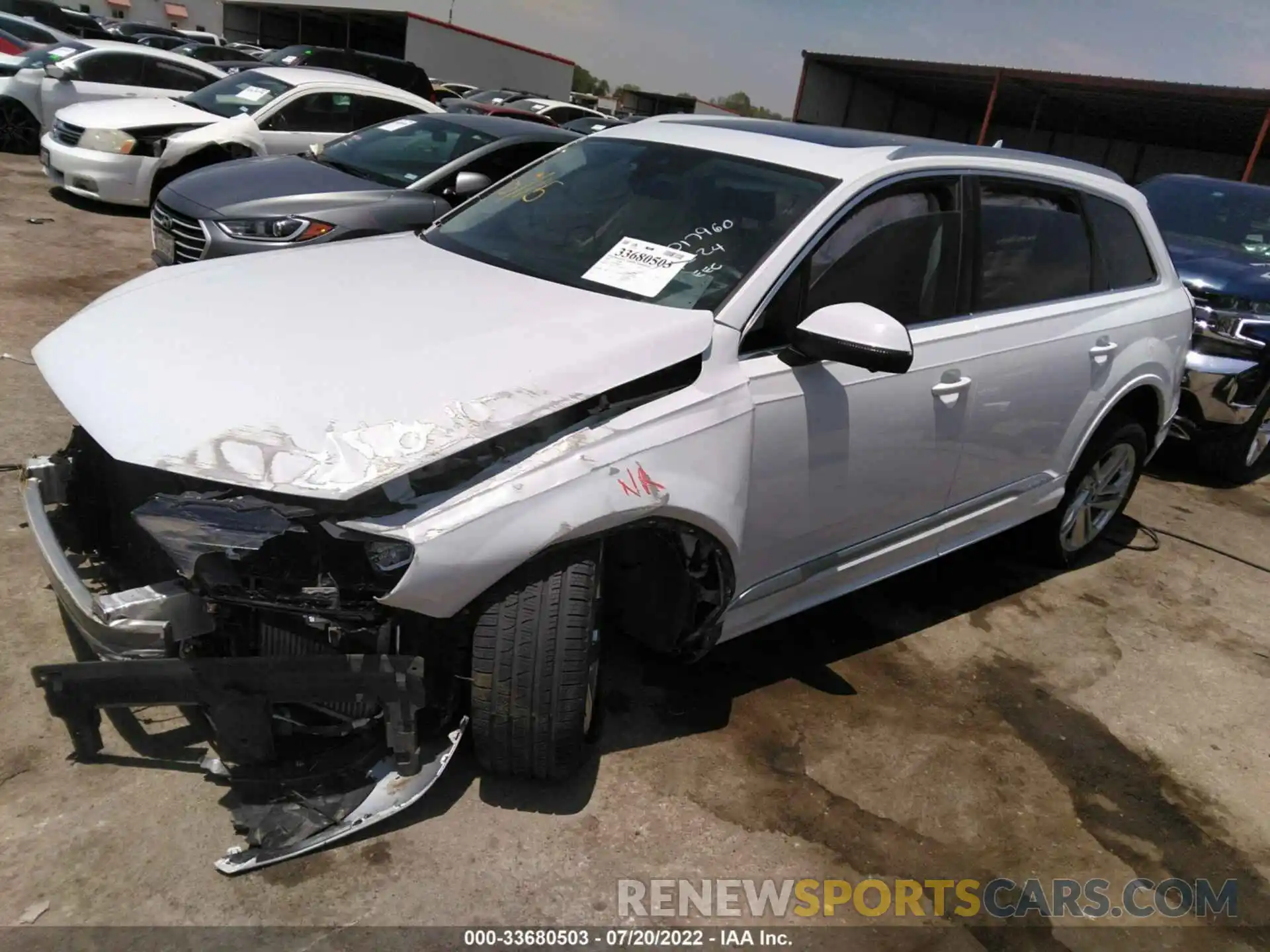 2 Photograph of a damaged car WA1LXAF75LD000571 AUDI Q7 2020