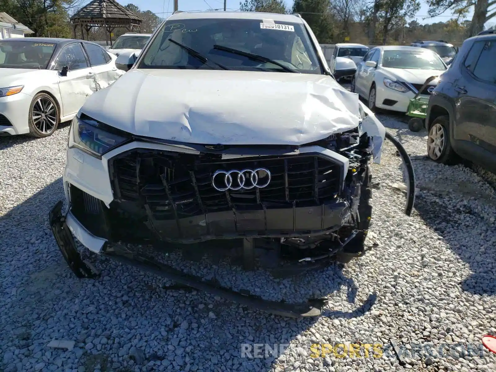9 Photograph of a damaged car WA1LXAF76LD004936 AUDI Q7 2020