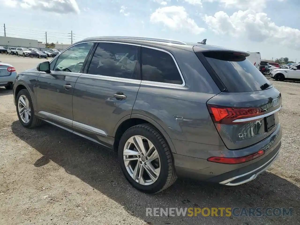 2 Photograph of a damaged car WA1LXAF76LD006220 AUDI Q7 2020