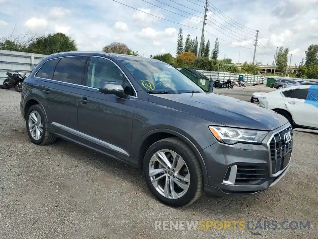 4 Photograph of a damaged car WA1LXAF76LD006220 AUDI Q7 2020