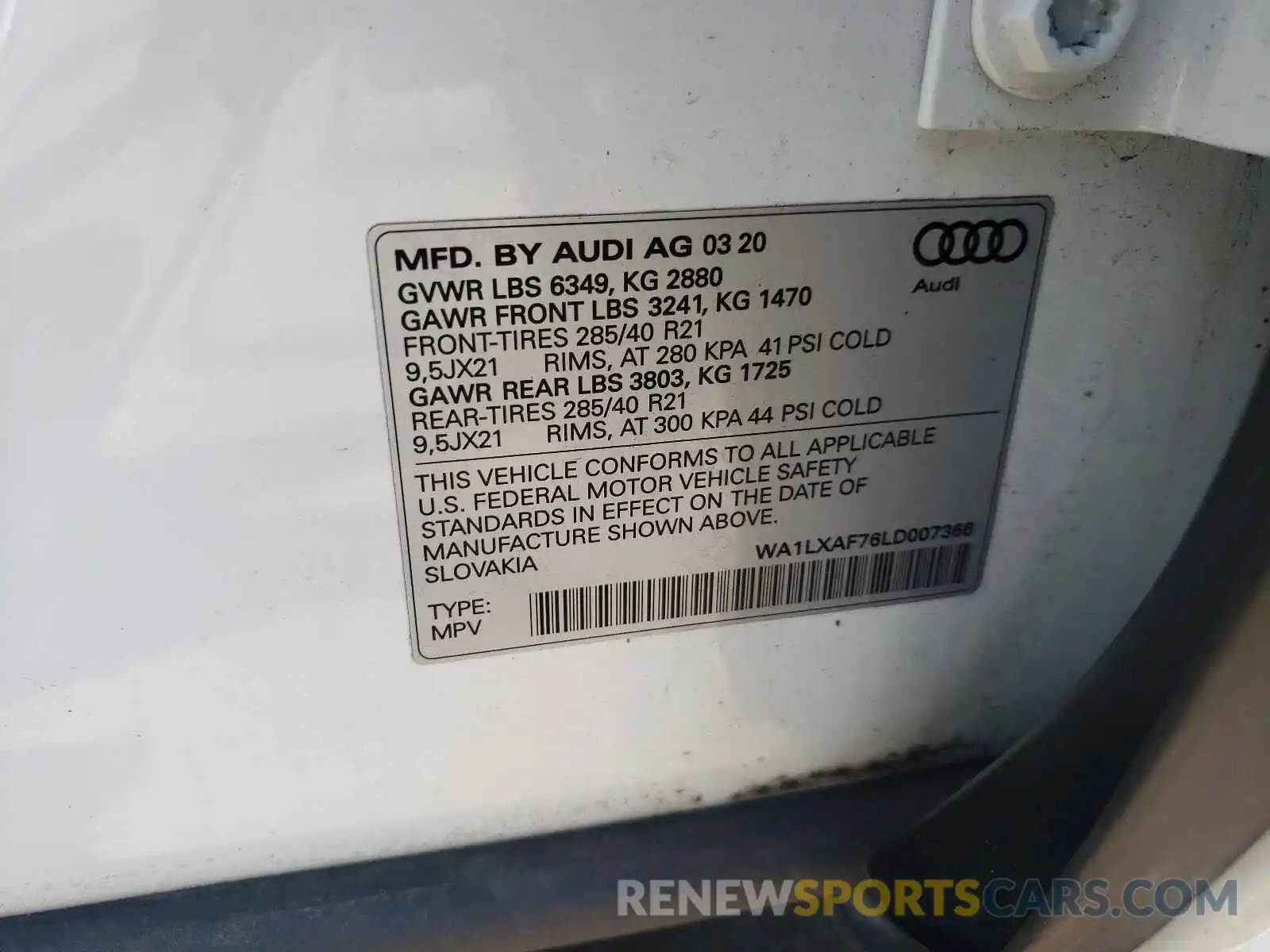 10 Photograph of a damaged car WA1LXAF76LD007366 AUDI Q7 2020