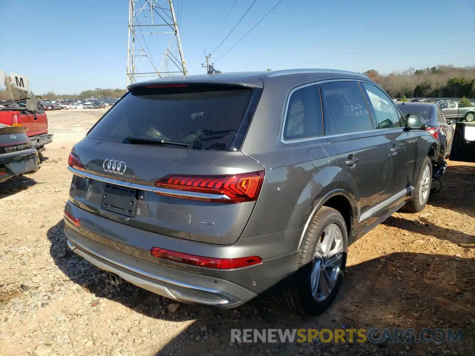 4 Photograph of a damaged car WA1LXAF77LD000393 AUDI Q7 2020