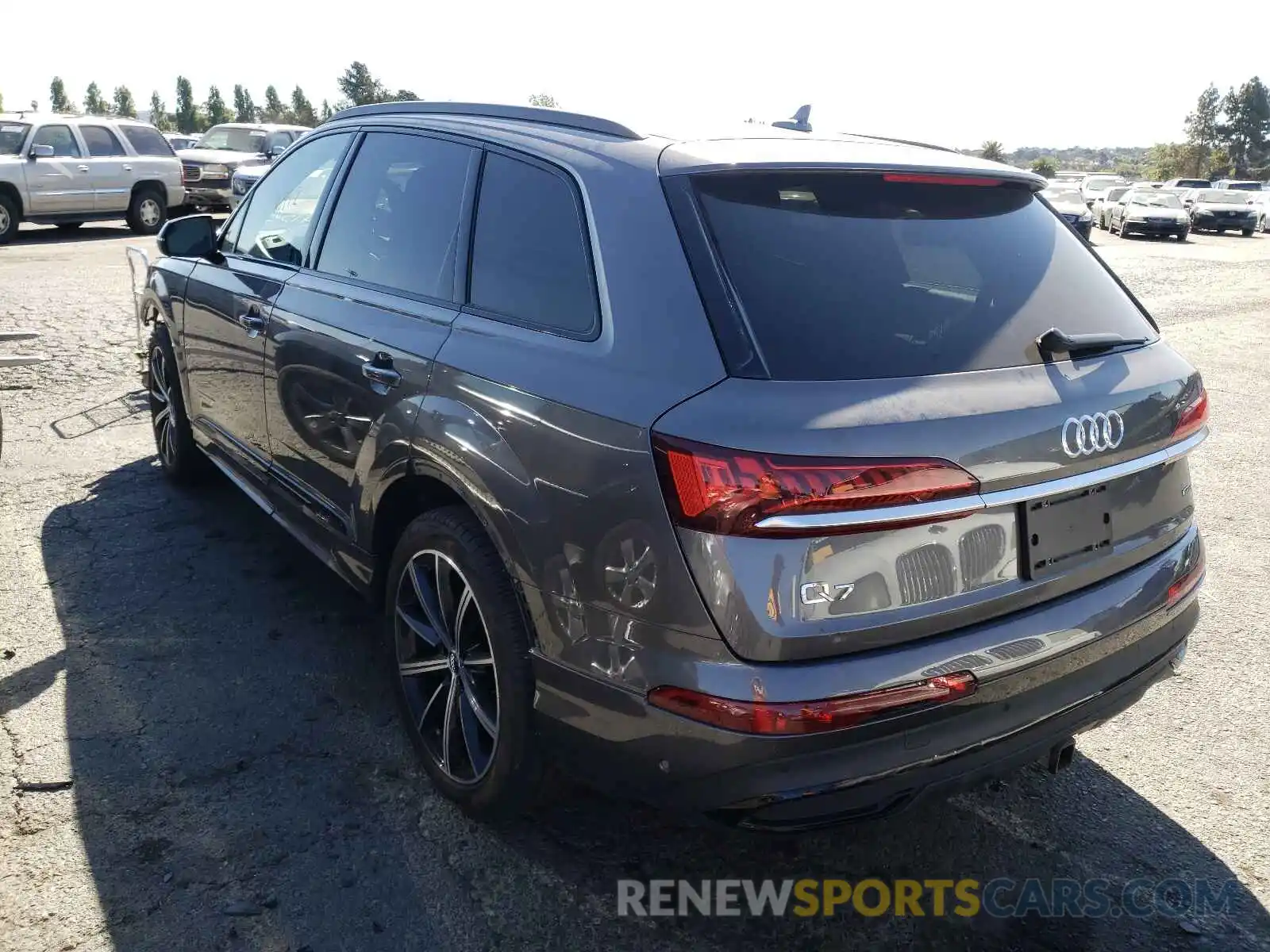 3 Фотография поврежденного автомобиля WA1LXAF78LD001522 AUDI Q7 2020