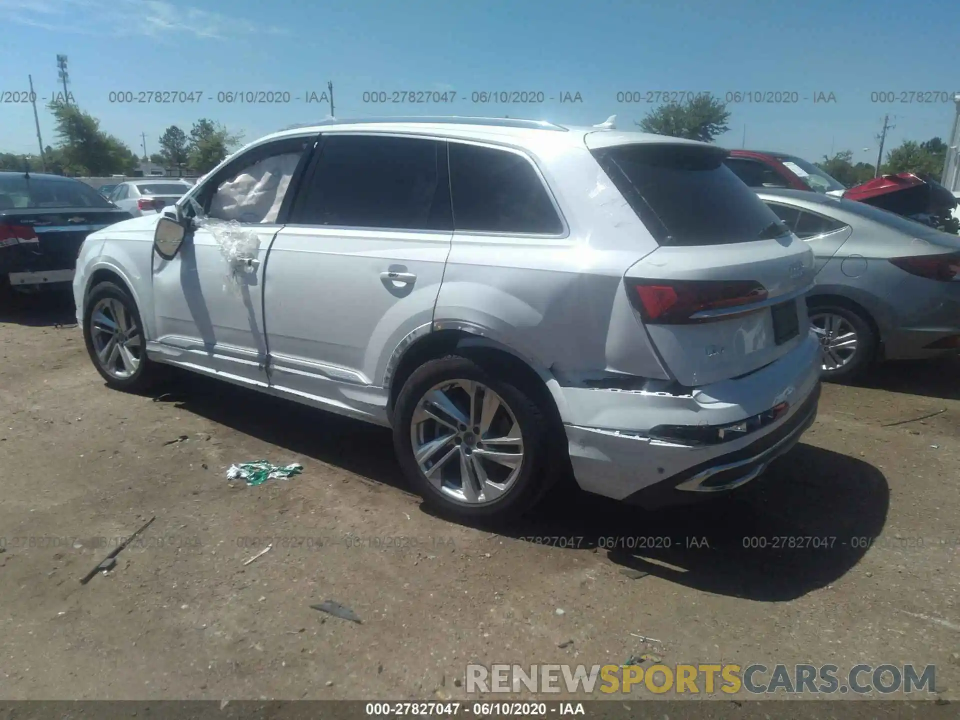 3 Фотография поврежденного автомобиля WA1LXAF79LD000444 AUDI Q7 2020