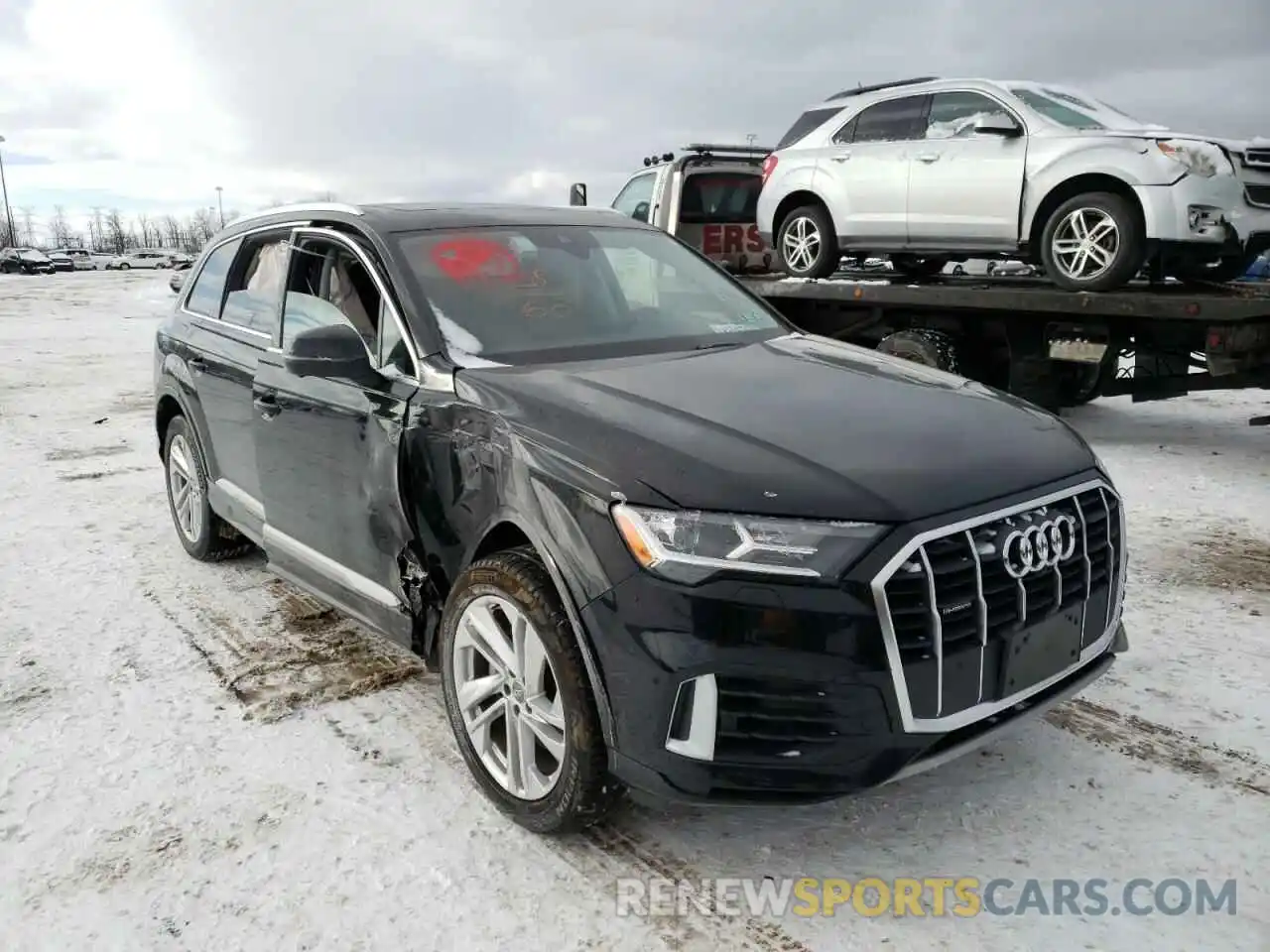 1 Photograph of a damaged car WA1LXAF79LD002601 AUDI Q7 2020