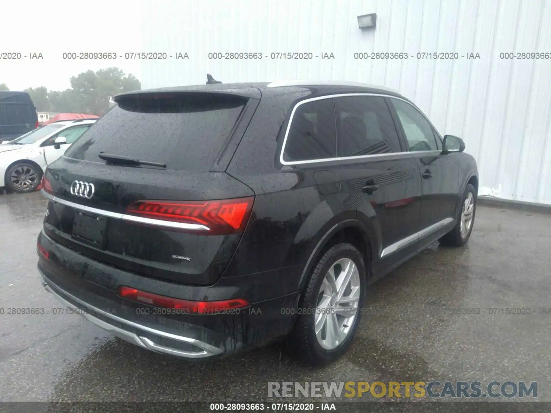 4 Photograph of a damaged car WA1LXAF79LD003263 AUDI Q7 2020