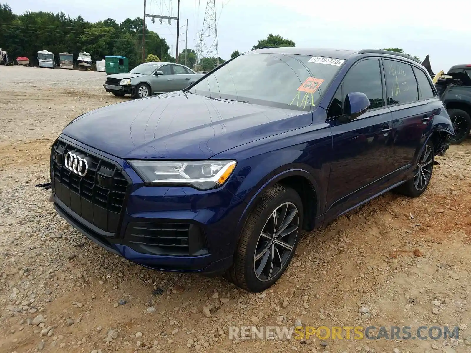 2 Photograph of a damaged car WA1LXAF79LD007572 AUDI Q7 2020