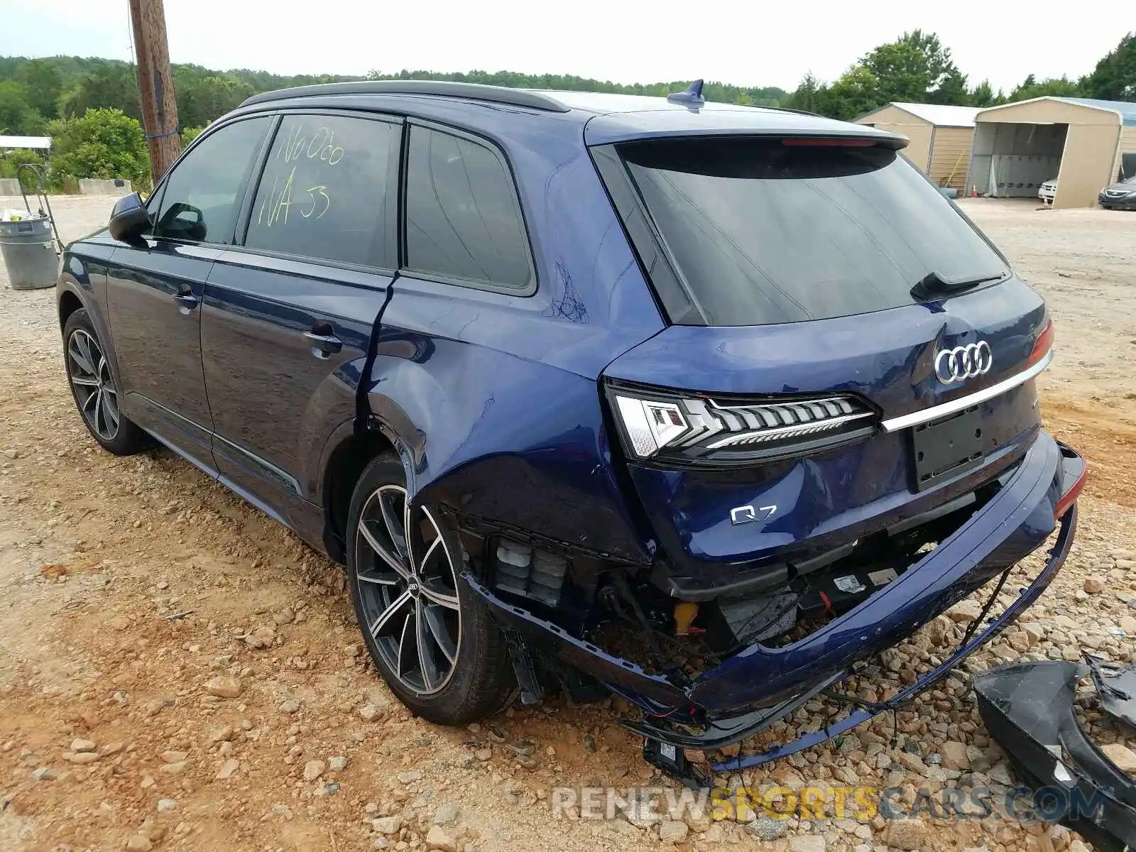 3 Photograph of a damaged car WA1LXAF79LD007572 AUDI Q7 2020