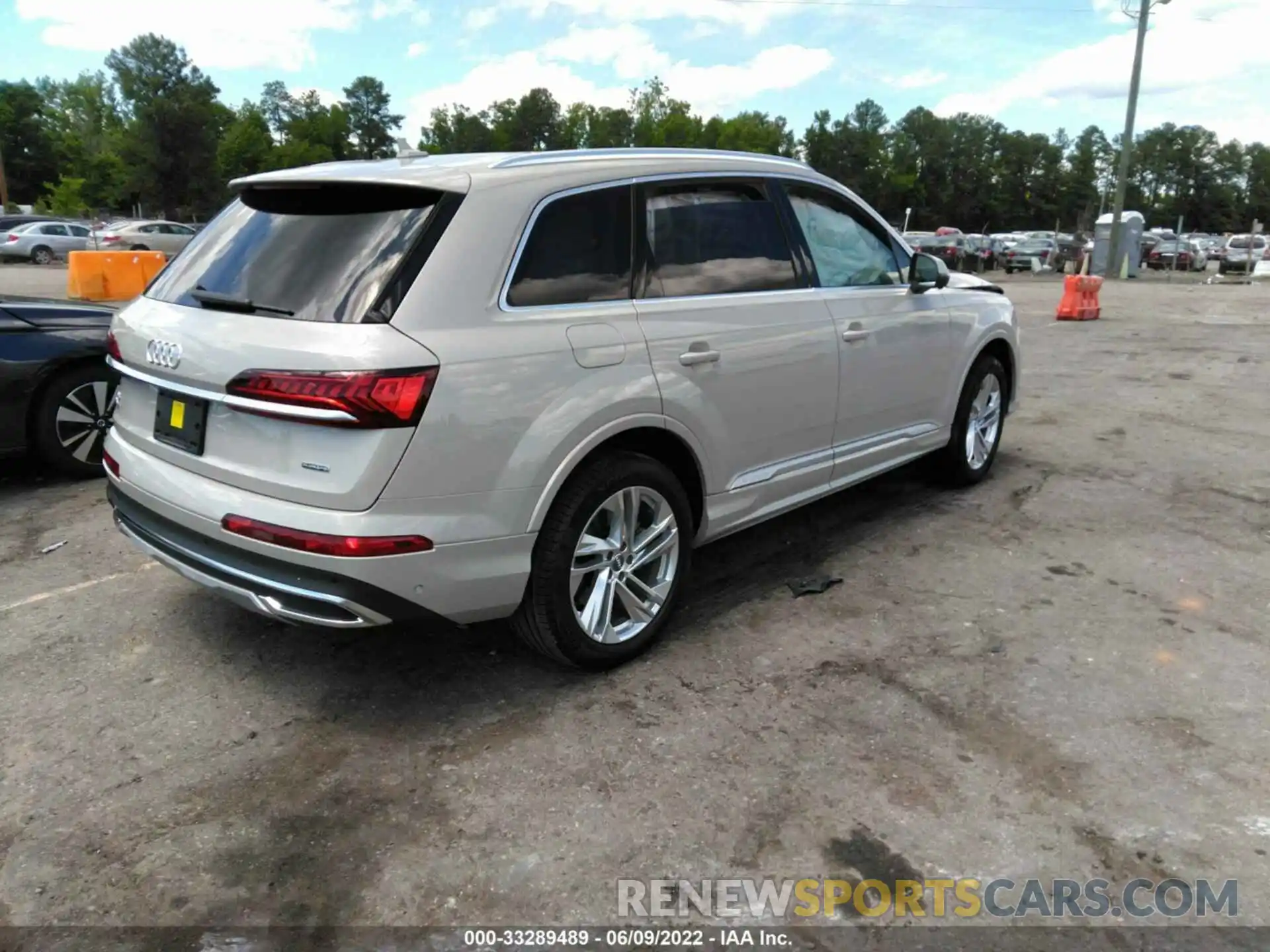 4 Фотография поврежденного автомобиля WA1LXAF7XLD006785 AUDI Q7 2020