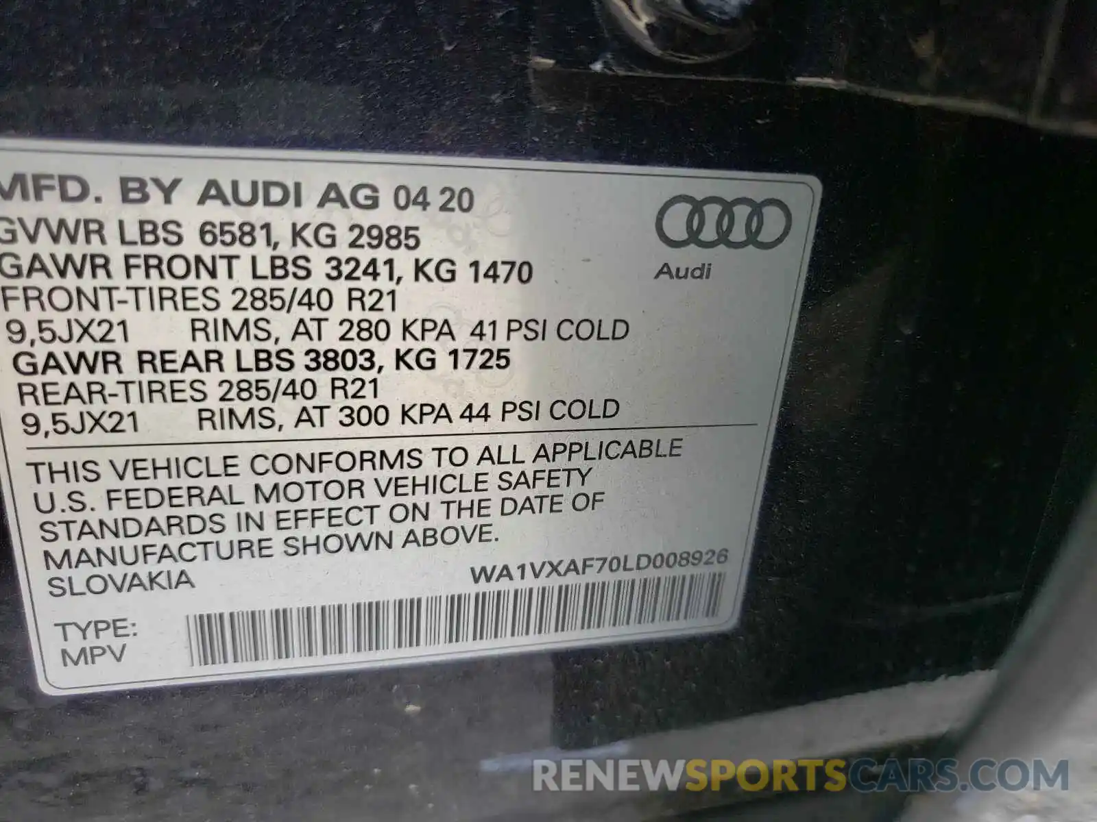 10 Photograph of a damaged car WA1VXAF70LD008926 AUDI Q7 2020