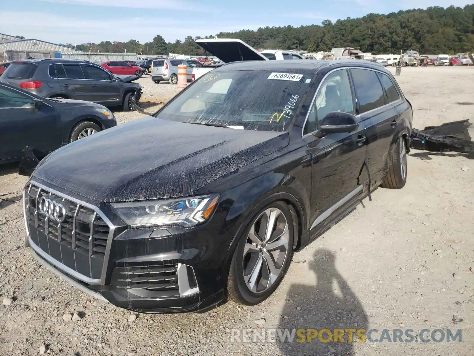 2 Photograph of a damaged car WA1VXAF70LD008926 AUDI Q7 2020