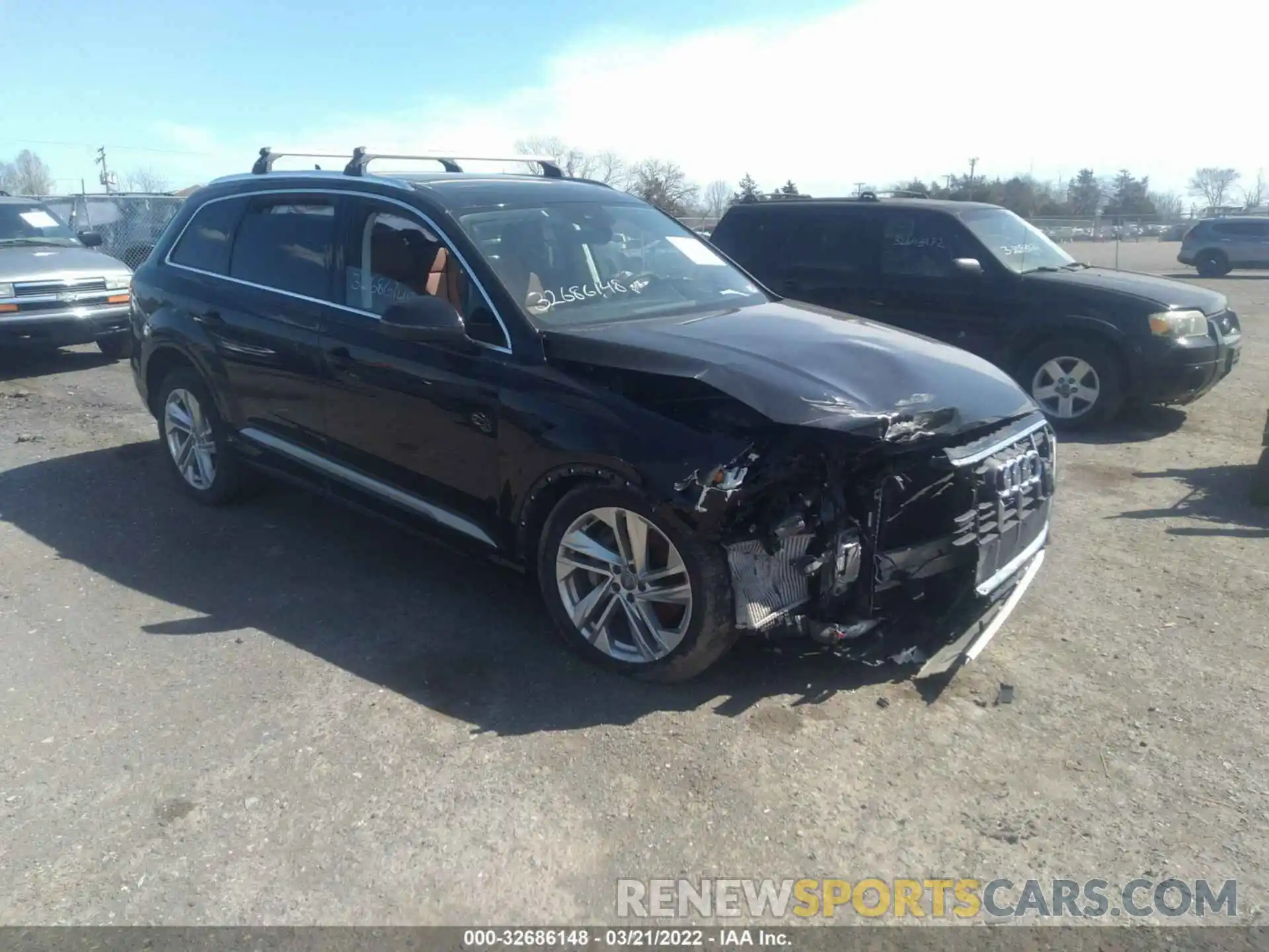 1 Photograph of a damaged car WA1VXAF70LD012247 AUDI Q7 2020