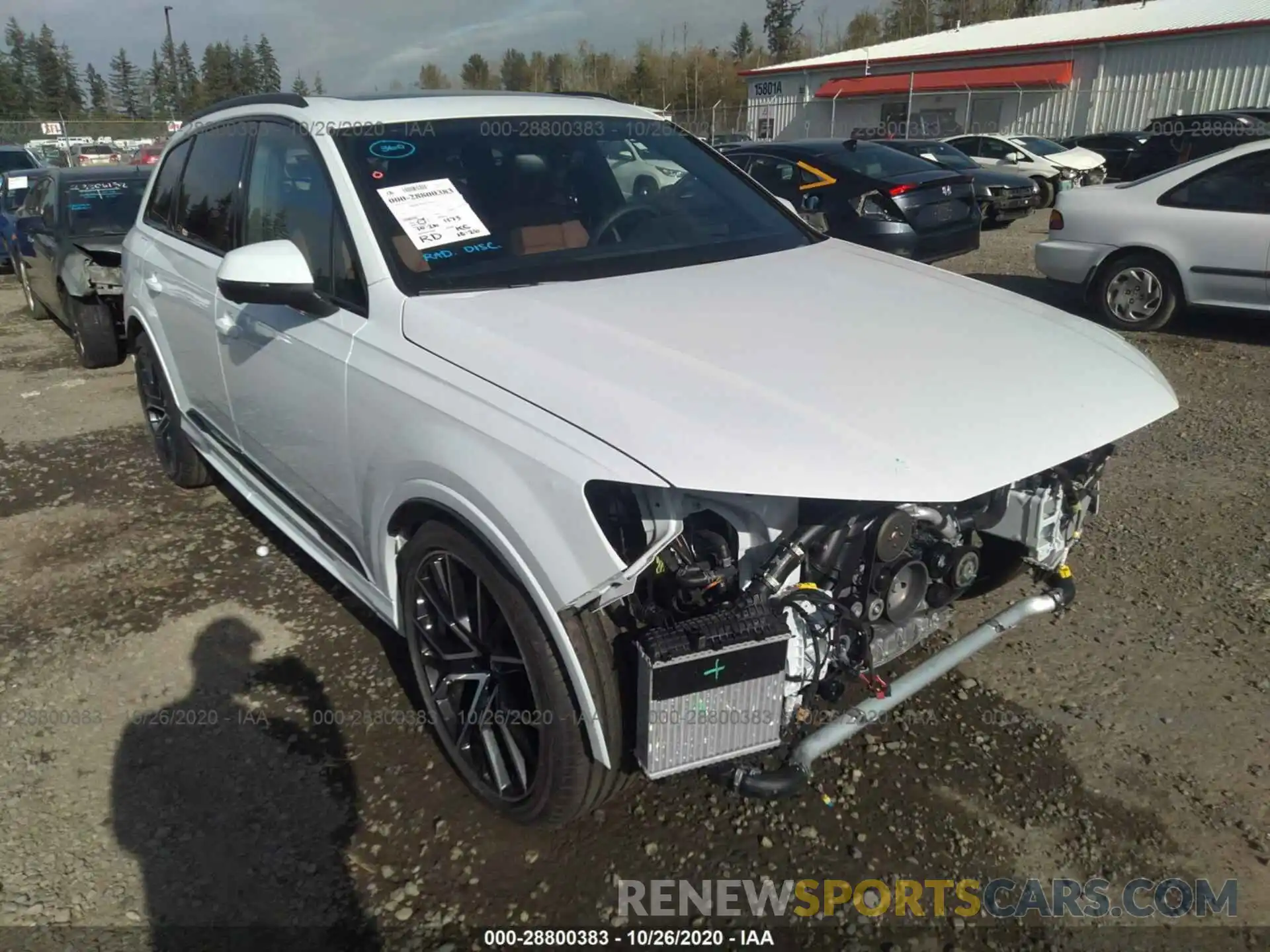 1 Photograph of a damaged car WA1VXAF76LD002323 AUDI Q7 2020