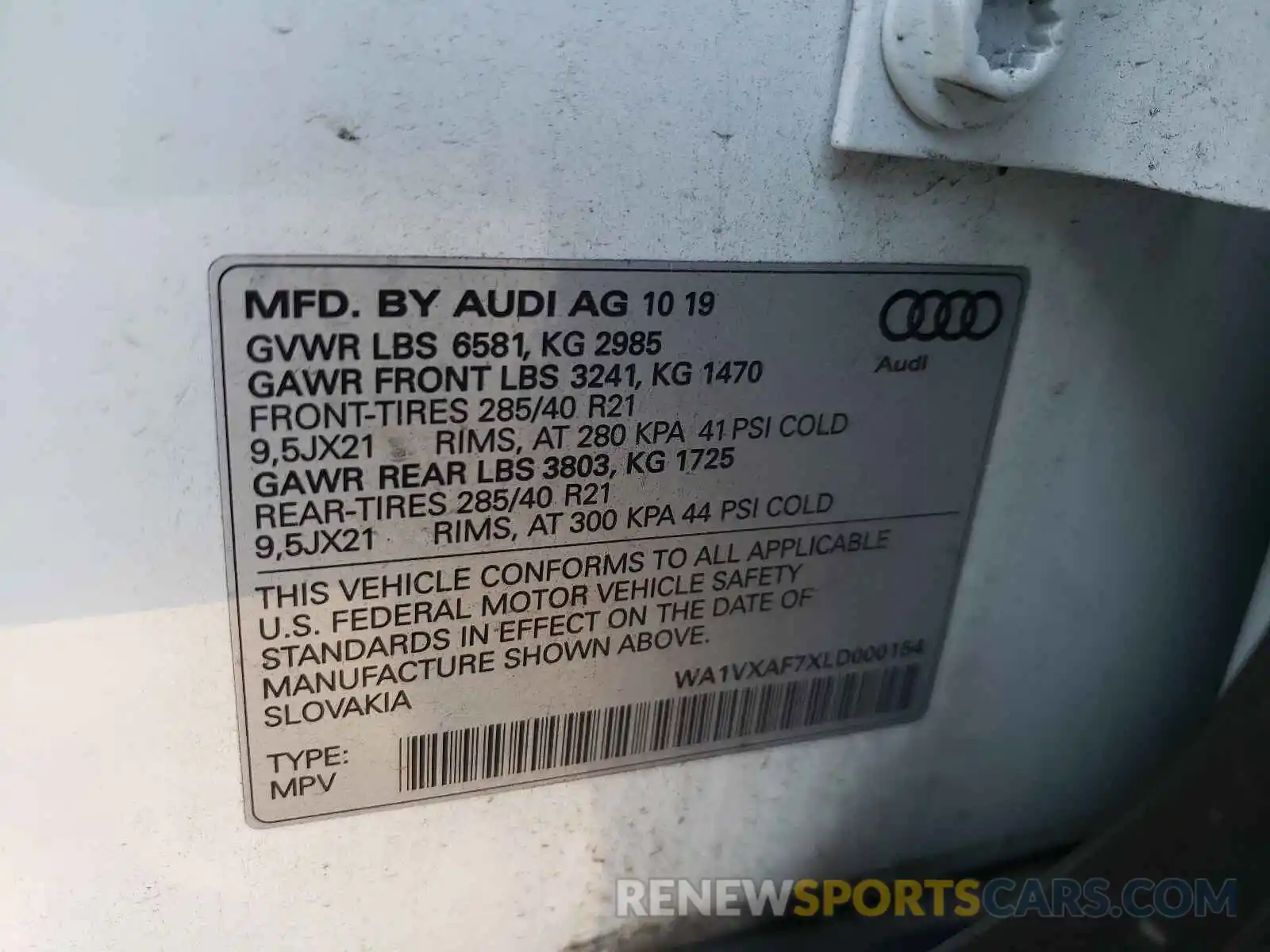 10 Photograph of a damaged car WA1VXAF7XLD000154 AUDI Q7 2020