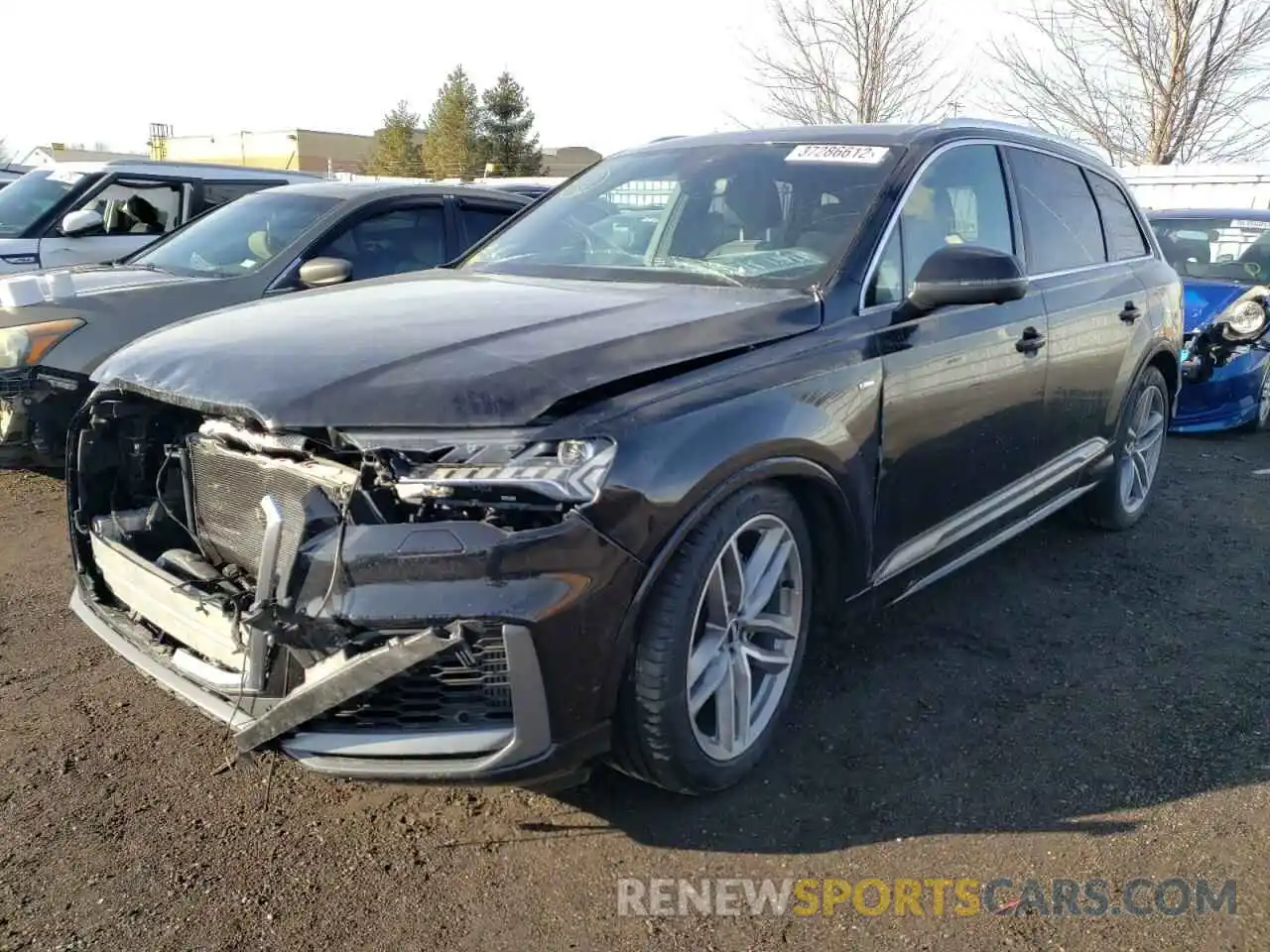 2 Photograph of a damaged car WA1WXAF73LD000470 AUDI Q7 2020