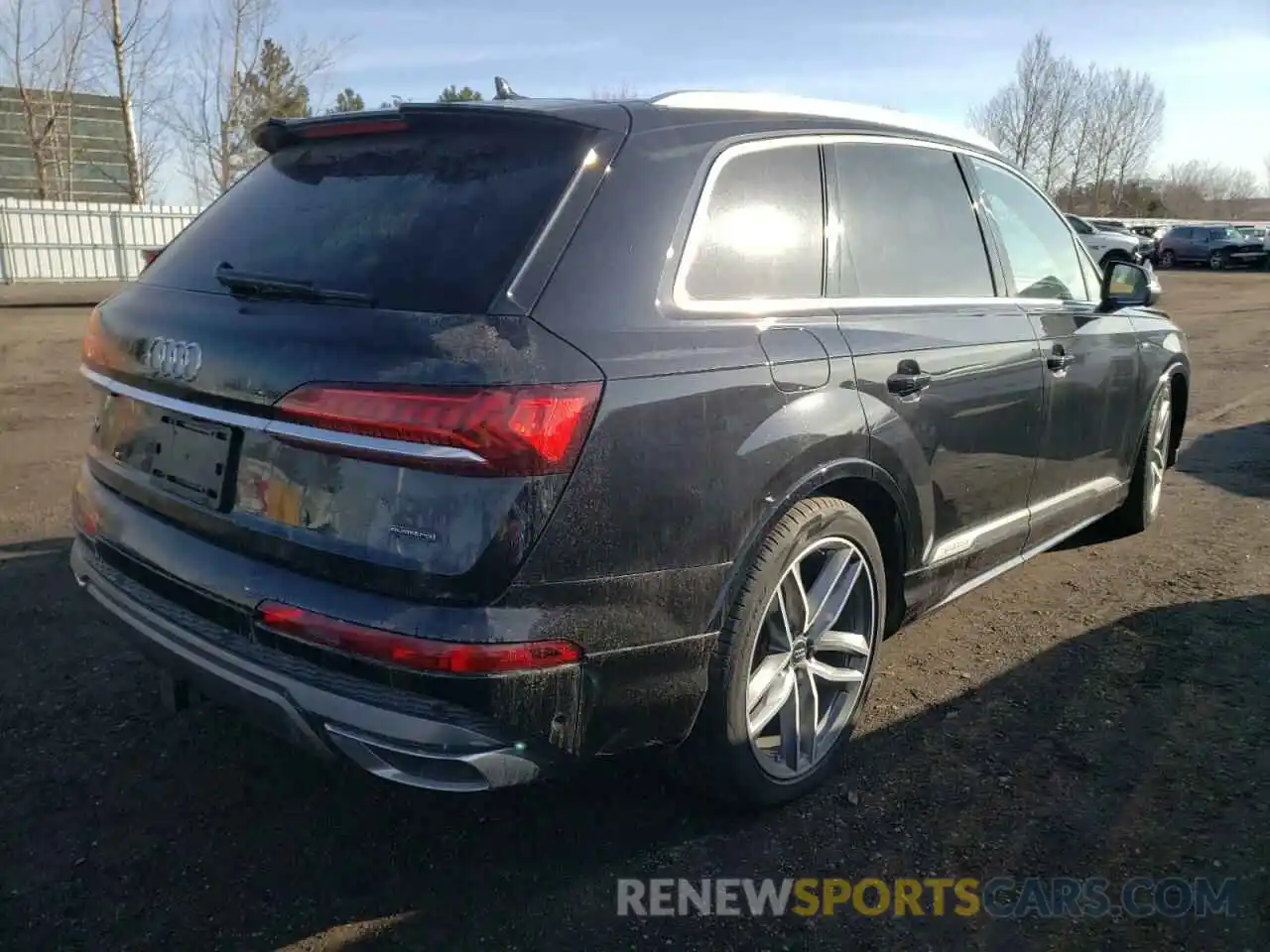 4 Фотография поврежденного автомобиля WA1WXAF73LD000470 AUDI Q7 2020