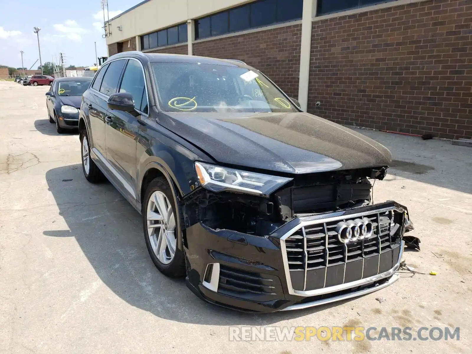 1 Photograph of a damaged car WA1AJAF71MD017362 AUDI Q7 2021