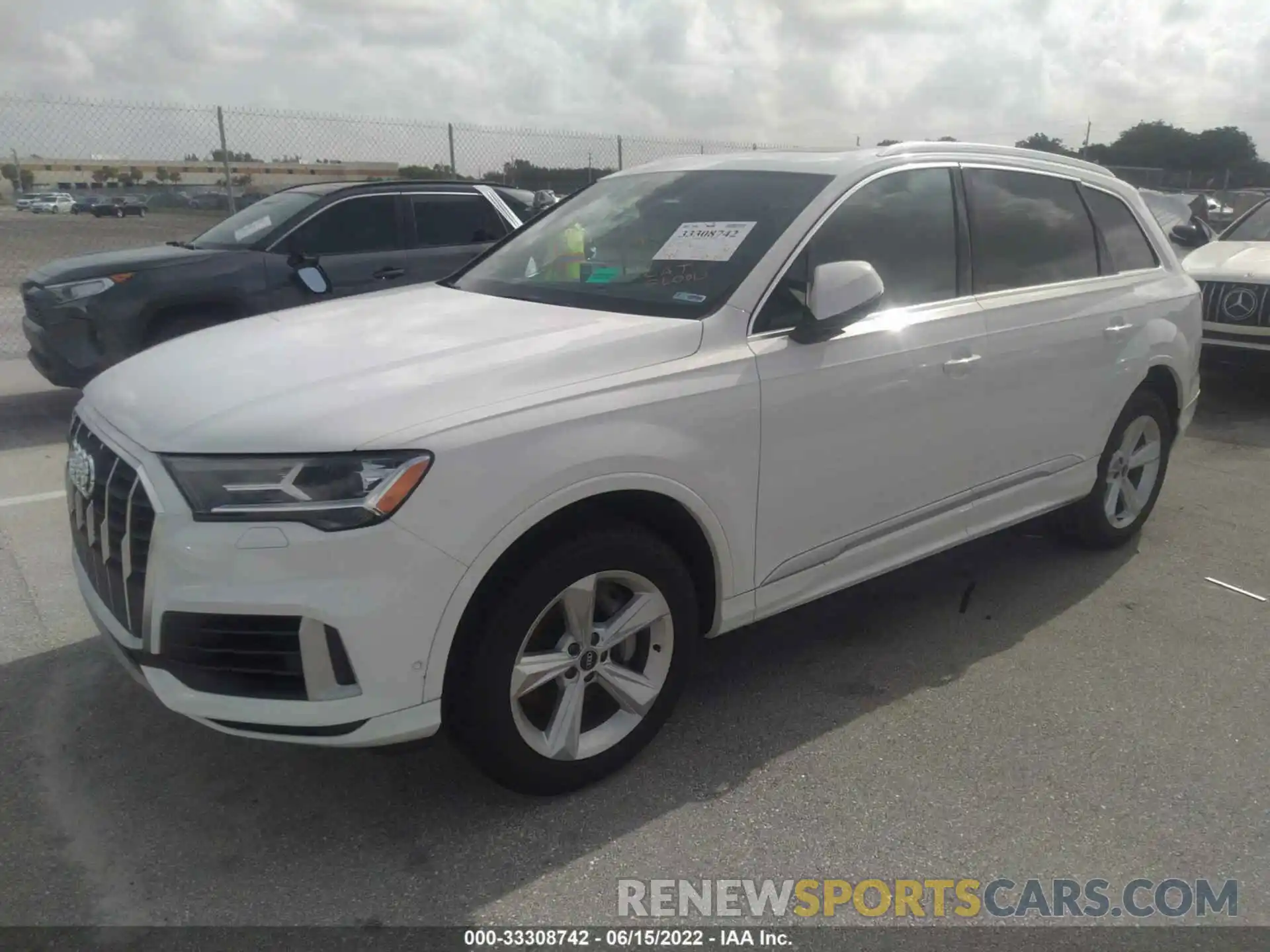 2 Photograph of a damaged car WA1AJAF71MD038826 AUDI Q7 2021