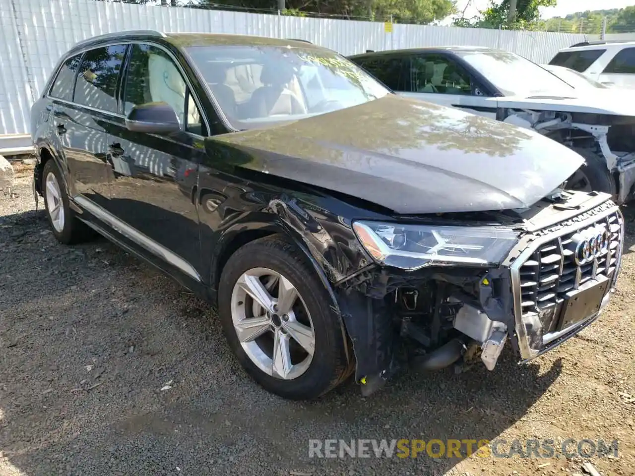 1 Фотография поврежденного автомобиля WA1AJAF76MD017051 AUDI Q7 2021