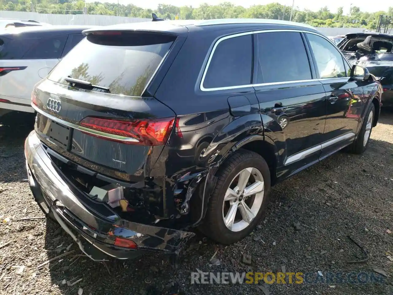 4 Photograph of a damaged car WA1AJAF76MD017051 AUDI Q7 2021