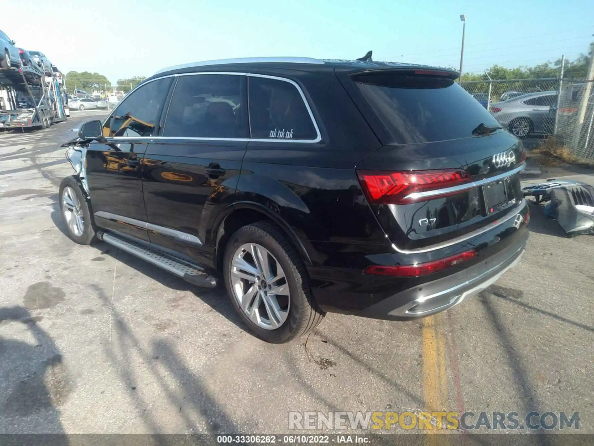 3 Photograph of a damaged car WA1AJAF79MD034524 AUDI Q7 2021