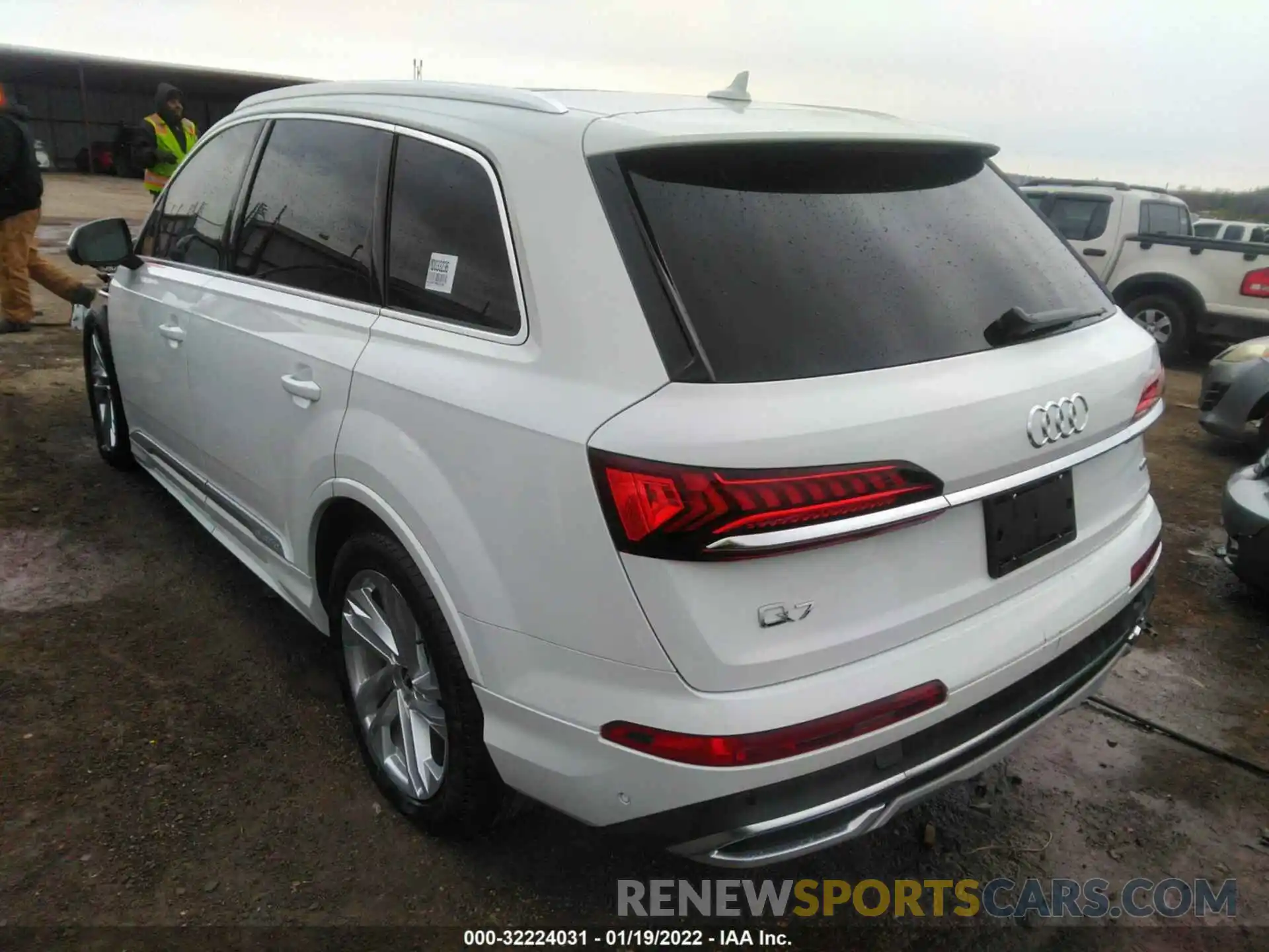 3 Фотография поврежденного автомобиля WA1AJAF7XMD033236 AUDI Q7 2021