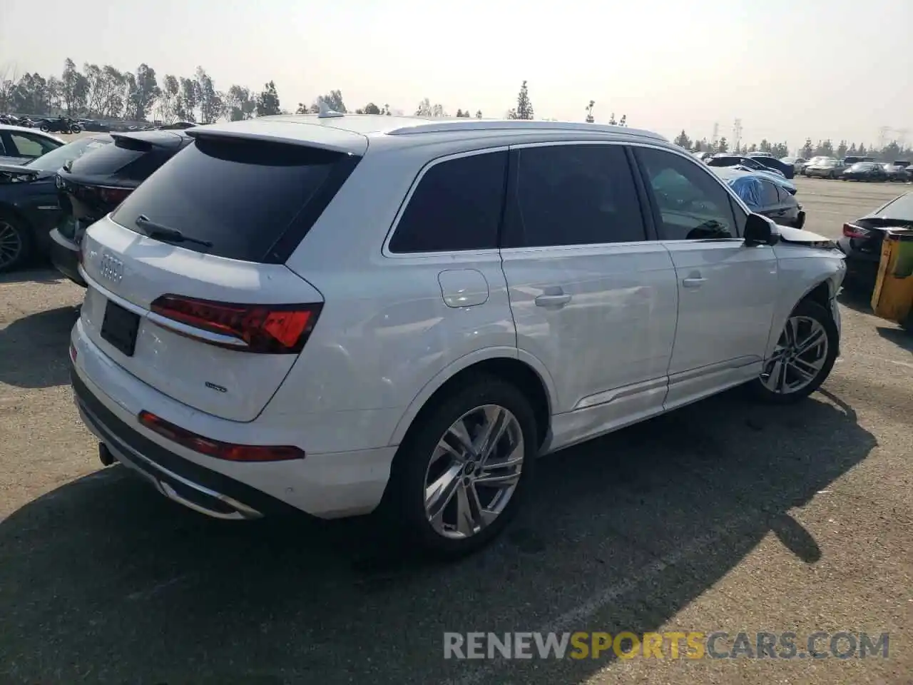 3 Фотография поврежденного автомобиля WA1AJAF7XMD040297 AUDI Q7 2021