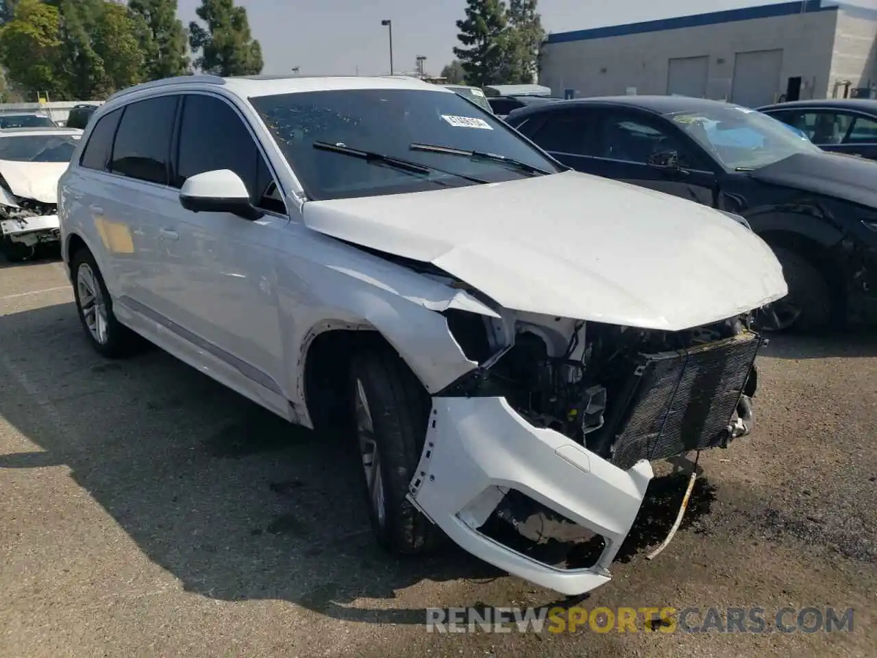 4 Photograph of a damaged car WA1AJAF7XMD040297 AUDI Q7 2021