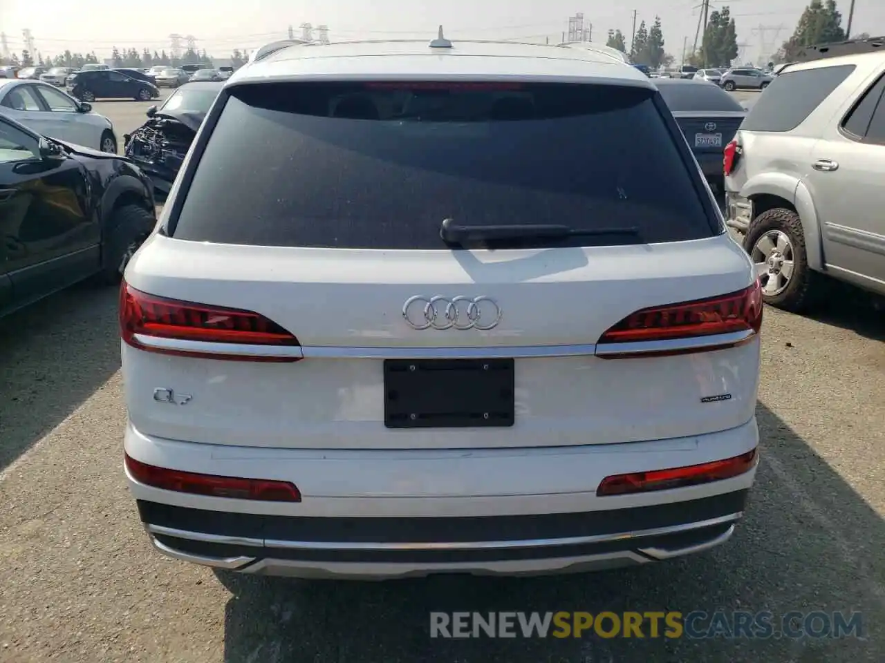 6 Фотография поврежденного автомобиля WA1AJAF7XMD040297 AUDI Q7 2021