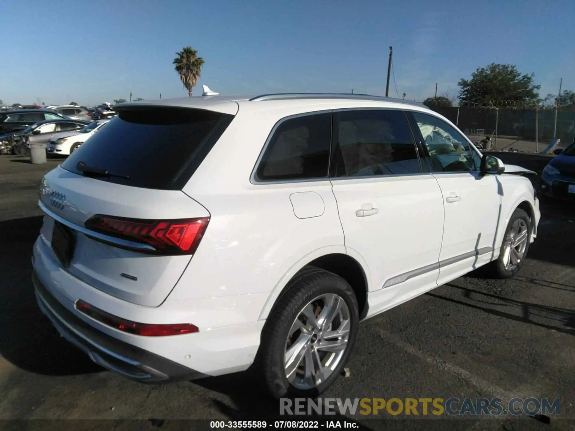 4 Photograph of a damaged car WA1AXAF76MD041316 AUDI Q7 2021