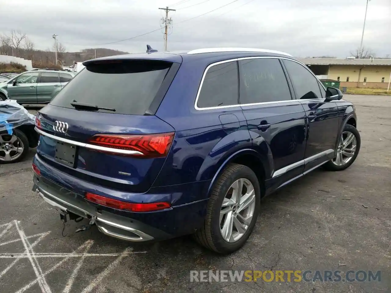 4 Photograph of a damaged car WA1AXAF78MD034416 AUDI Q7 2021