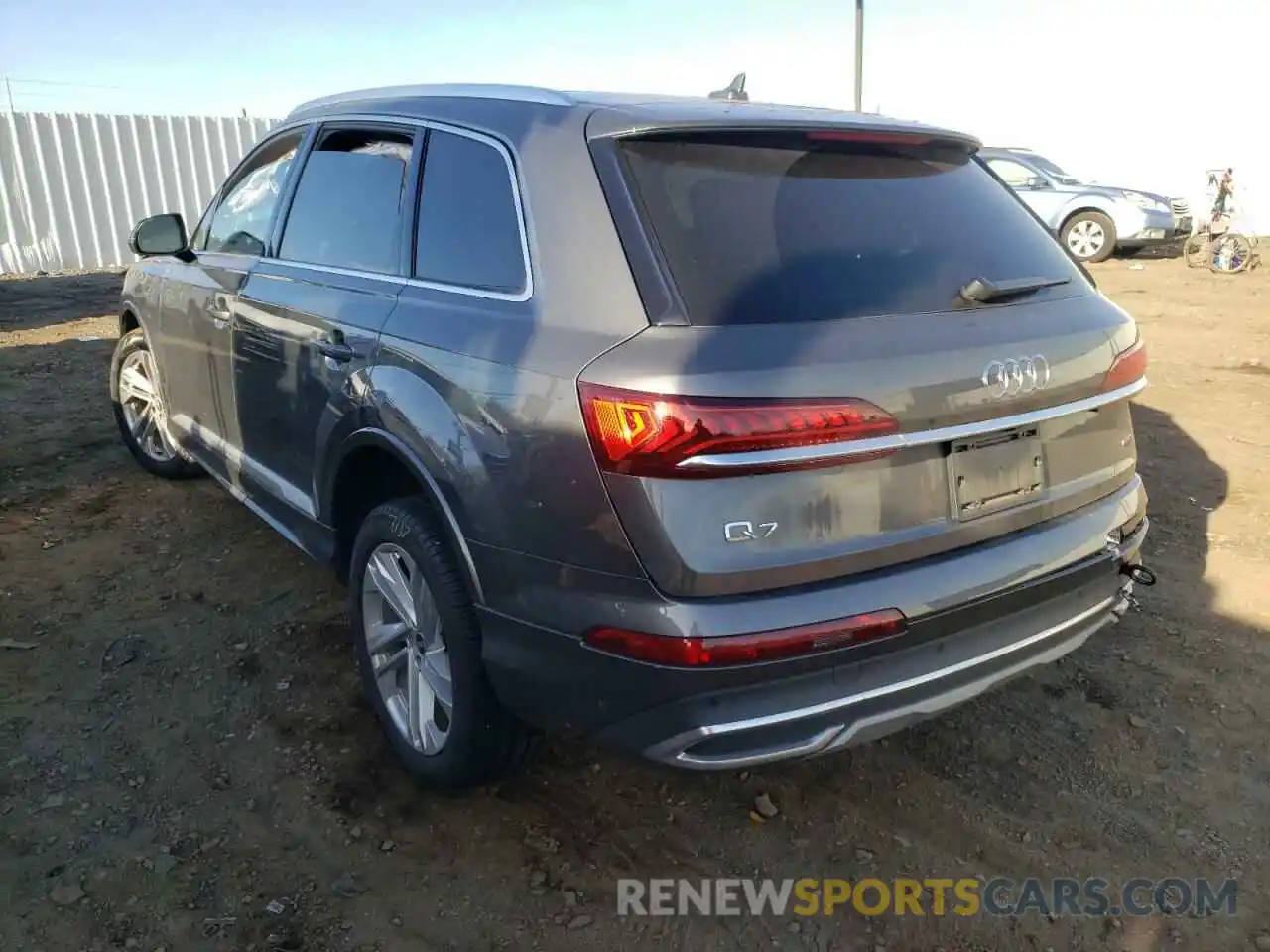 3 Фотография поврежденного автомобиля WA1AXAF7XMD030819 AUDI Q7 2021