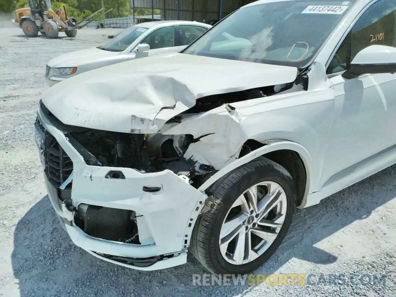 9 Photograph of a damaged car WA1AXBF79MD013046 AUDI Q7 2021