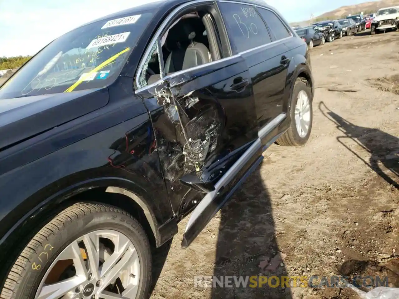 9 Photograph of a damaged car WA1LJAF70MD013036 AUDI Q7 2021