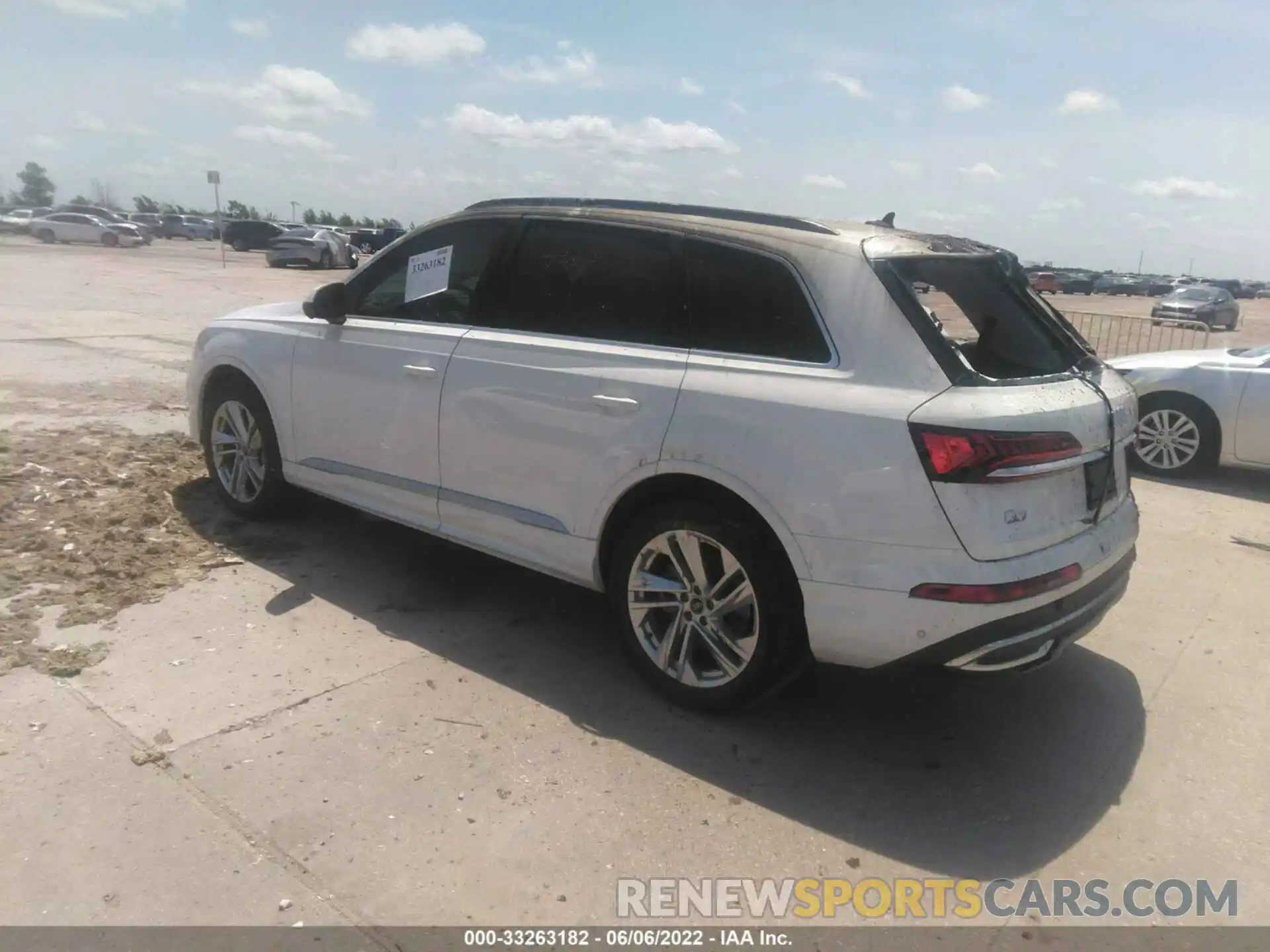 3 Фотография поврежденного автомобиля WA1LJAF70MD025946 AUDI Q7 2021