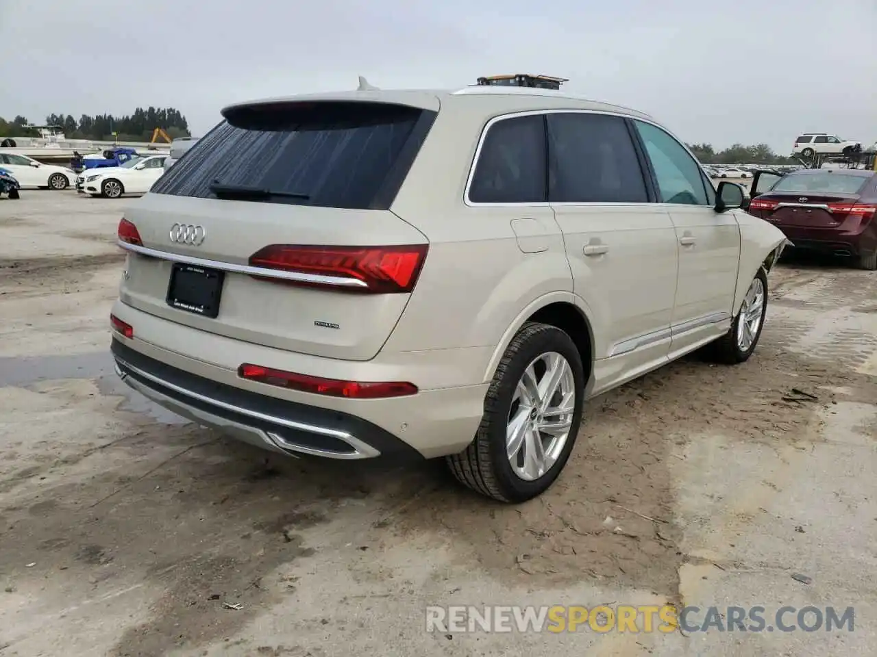 4 Фотография поврежденного автомобиля WA1LJAF70MD036686 AUDI Q7 2021